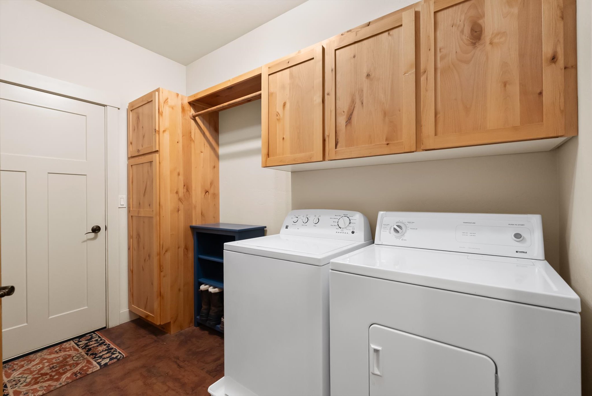 1398 Waters Edge Way