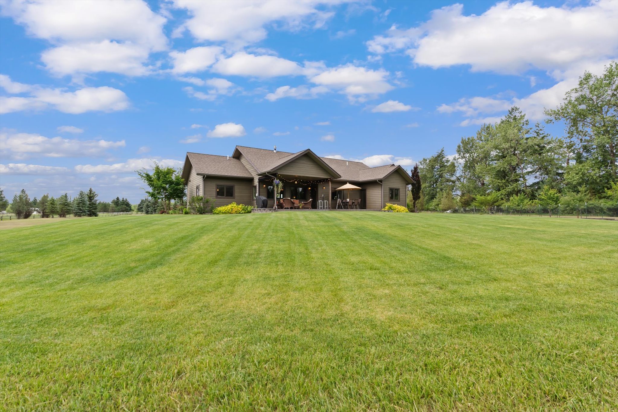 1398 Waters Edge Way