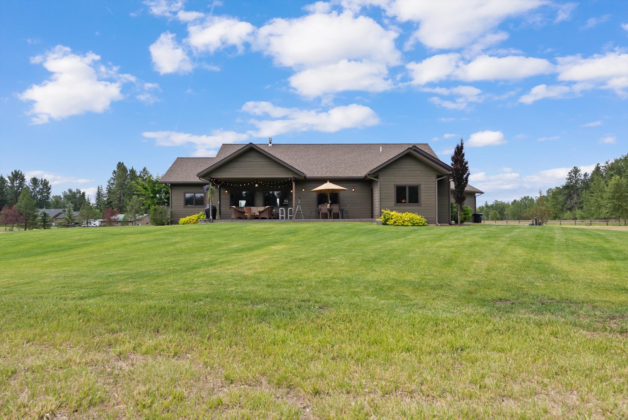 1398 Waters Edge Way