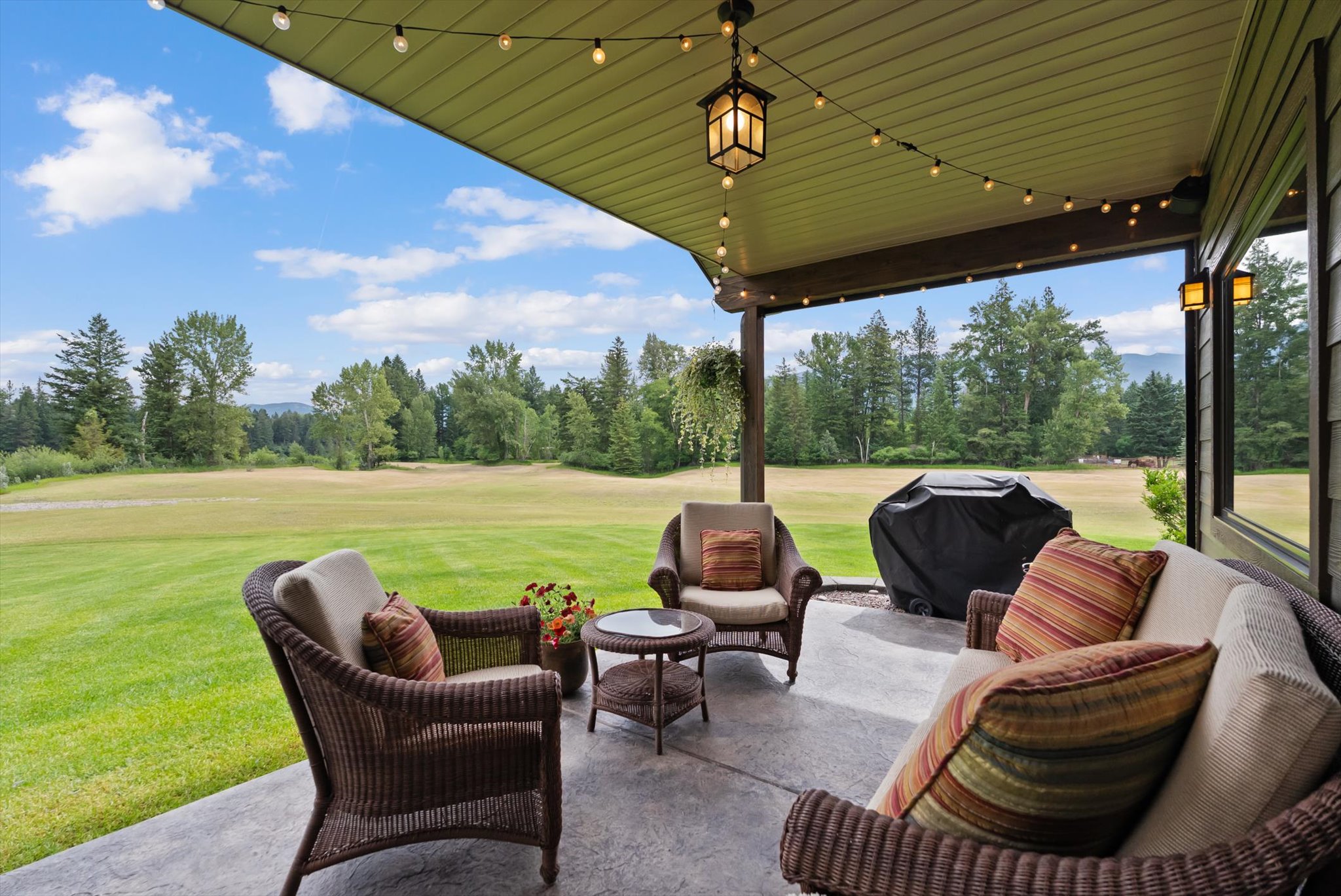 1398 Waters Edge Way