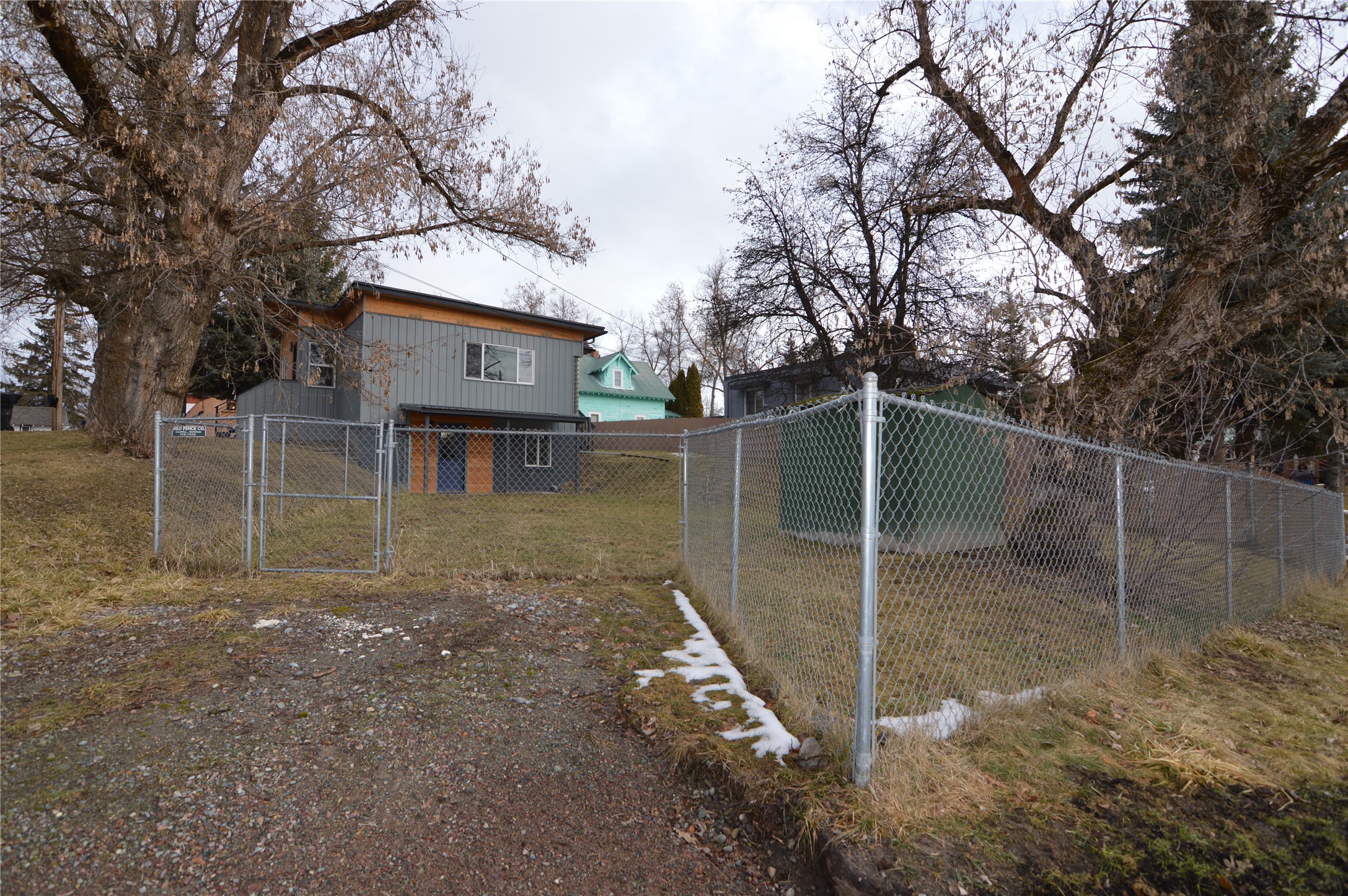 620 E 6th Street
