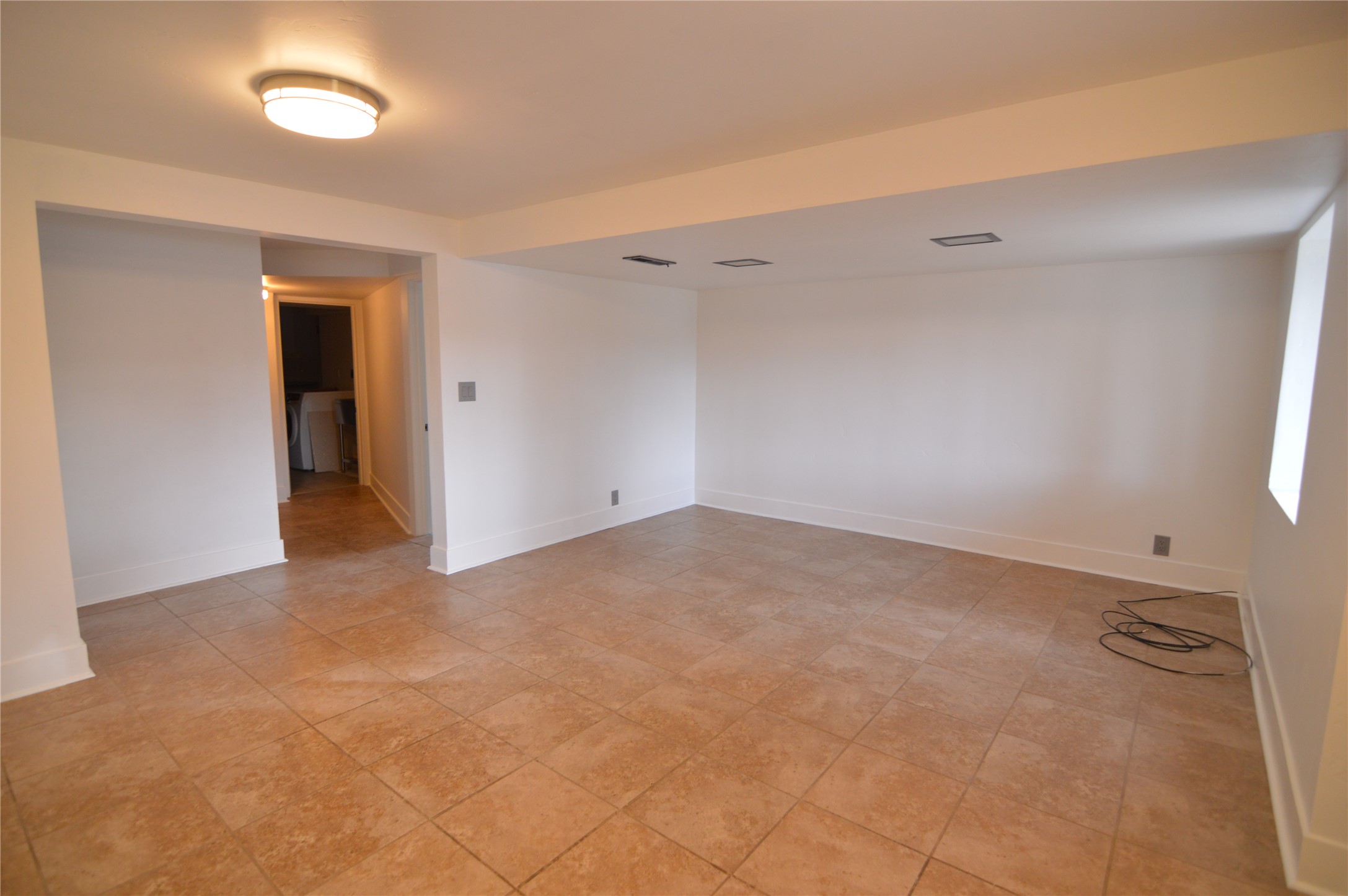 620 E 6th Street