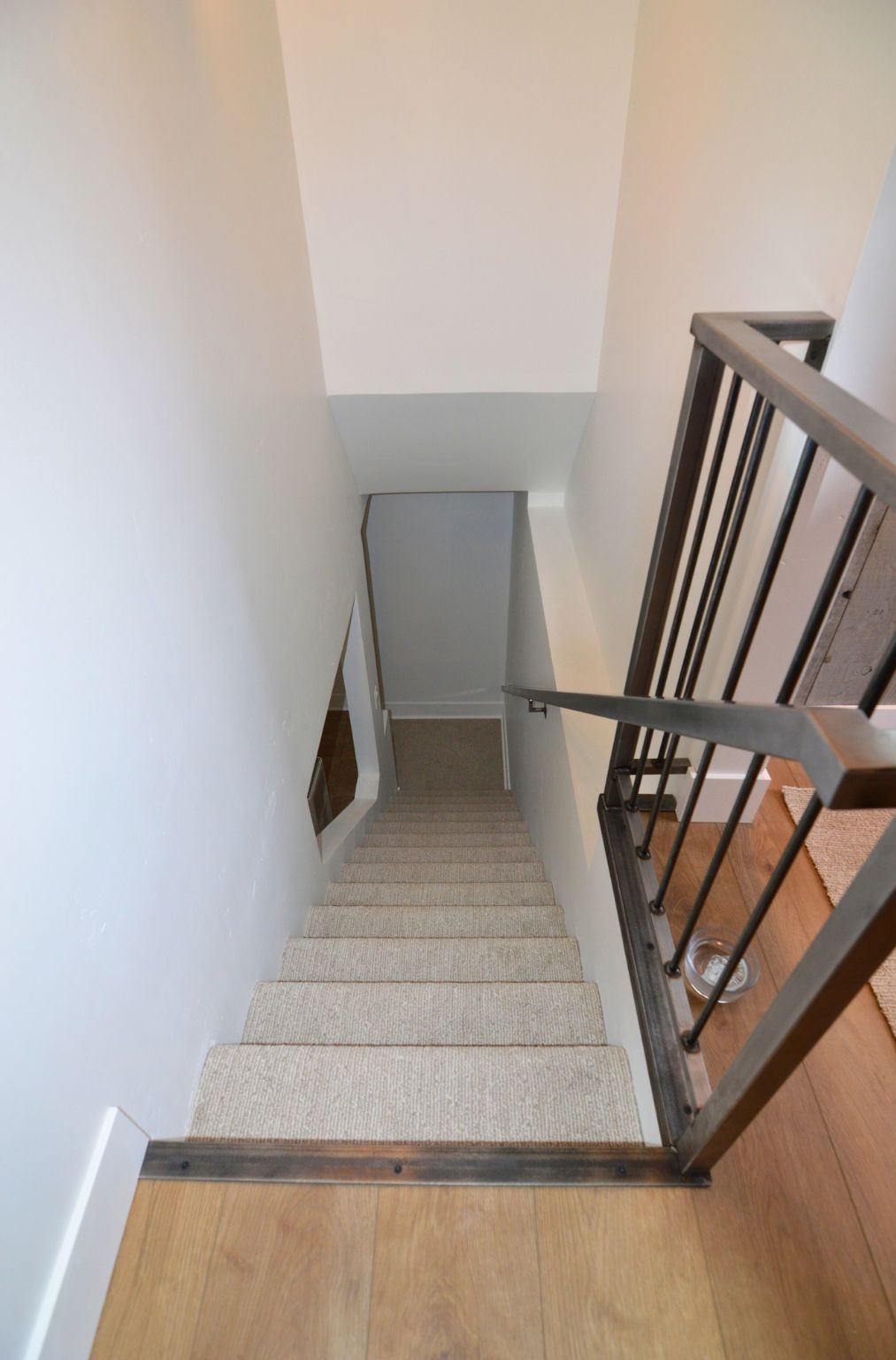 620 E 6th Street