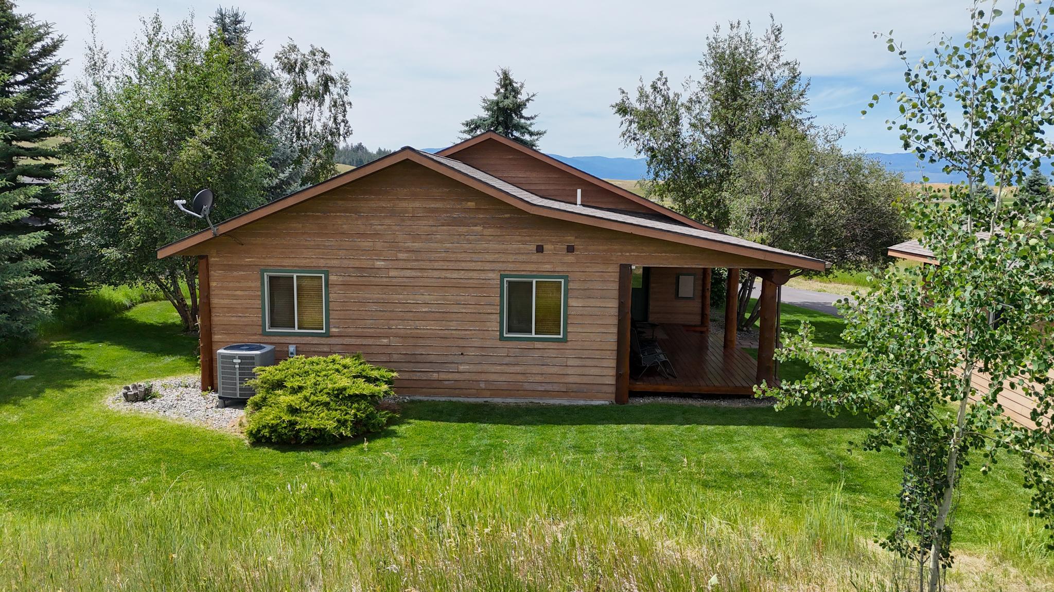 192 Leonard Lane