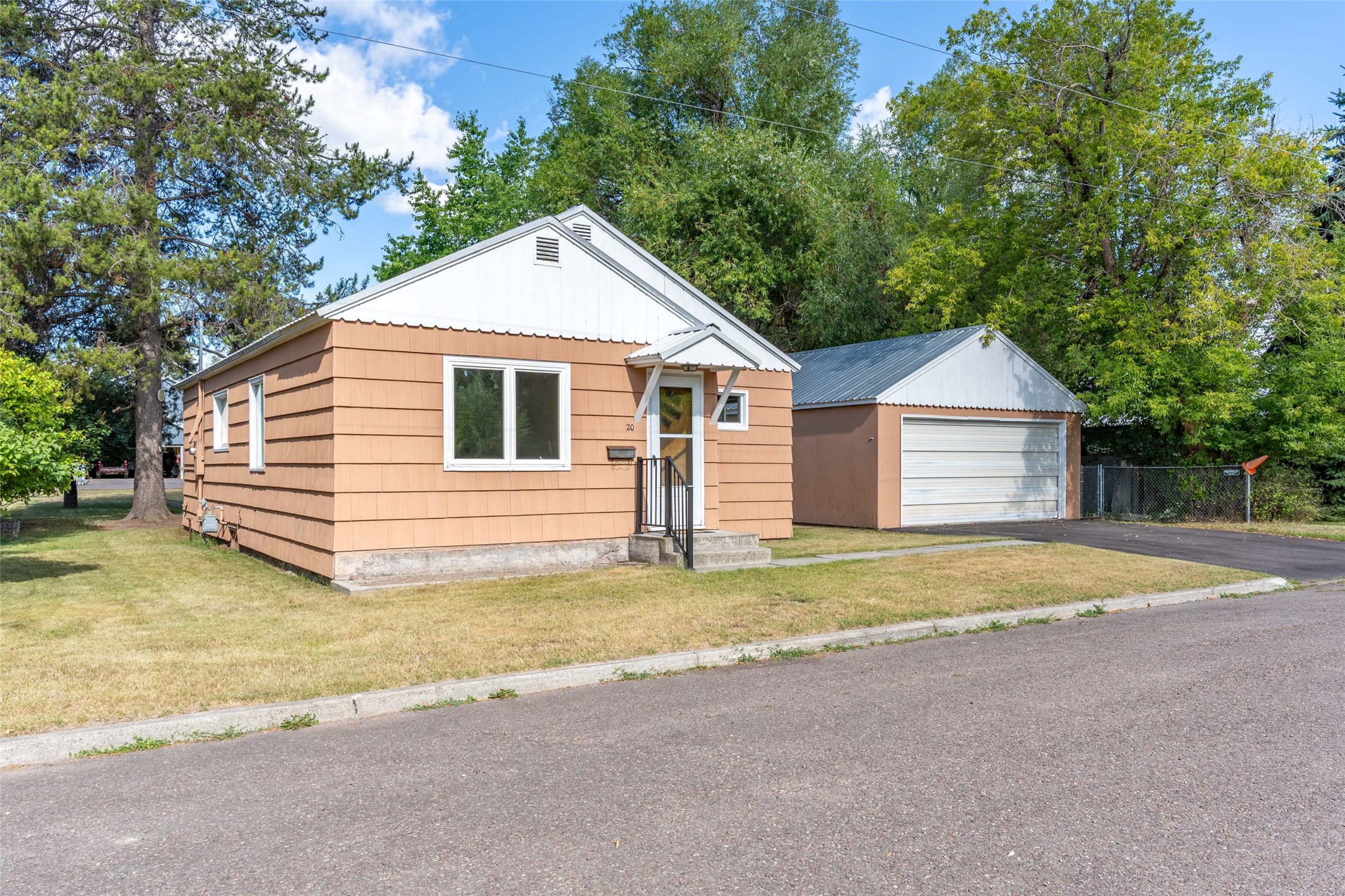 20 Fir Avenue
