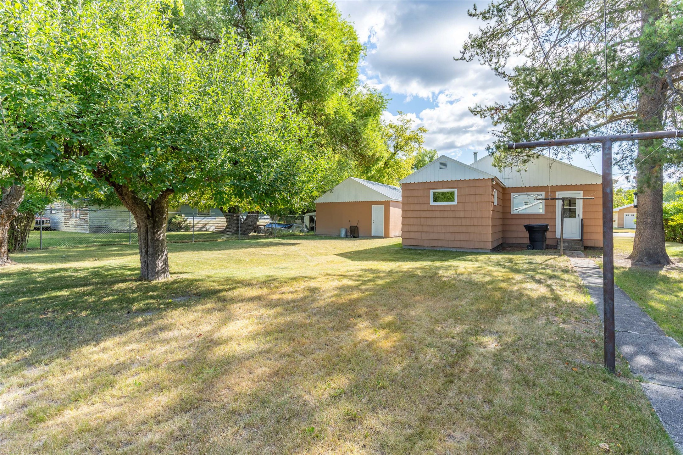 20 Fir Avenue