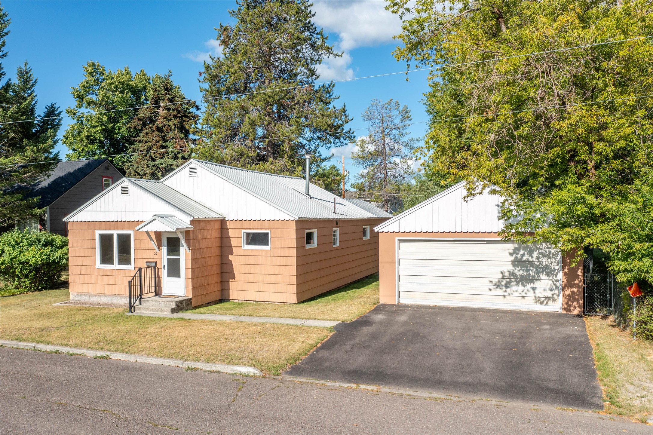 20 Fir Avenue