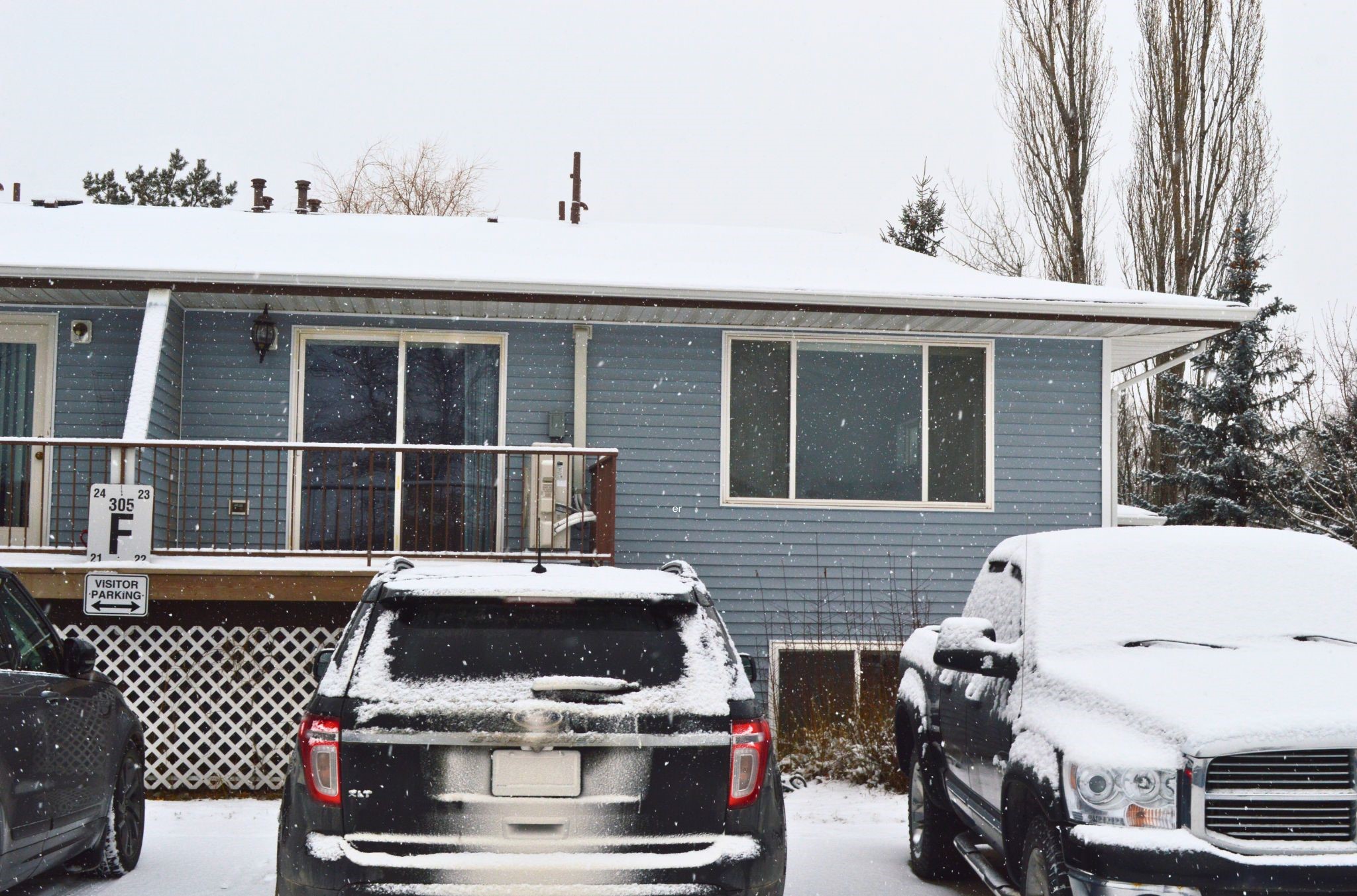 305 Kelly Road F22