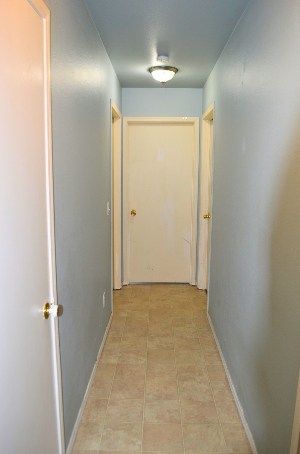 305 Kelly Road F22