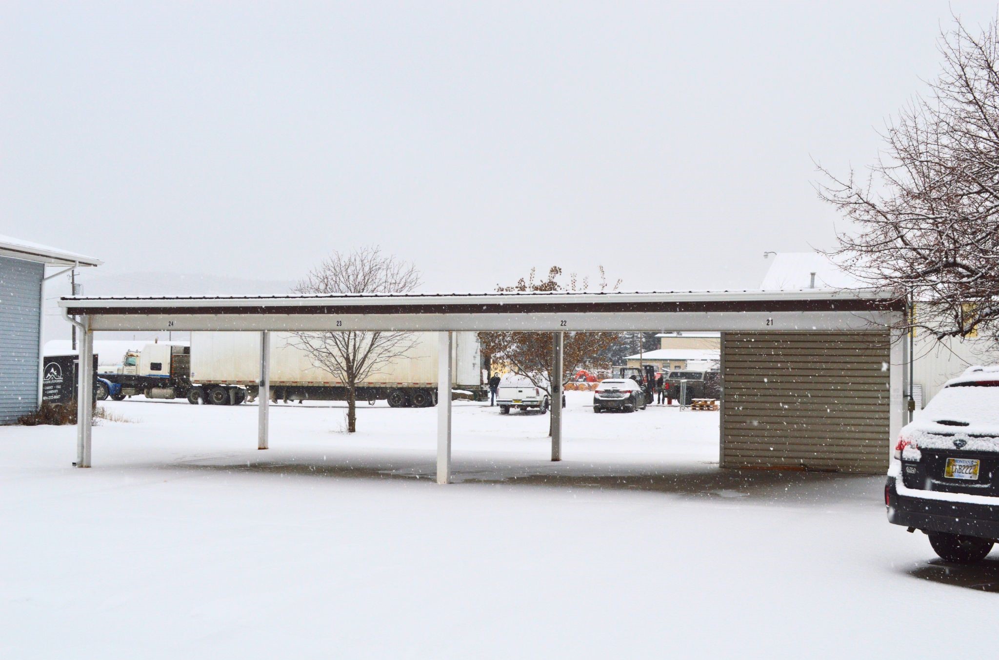 305 Kelly Road F22