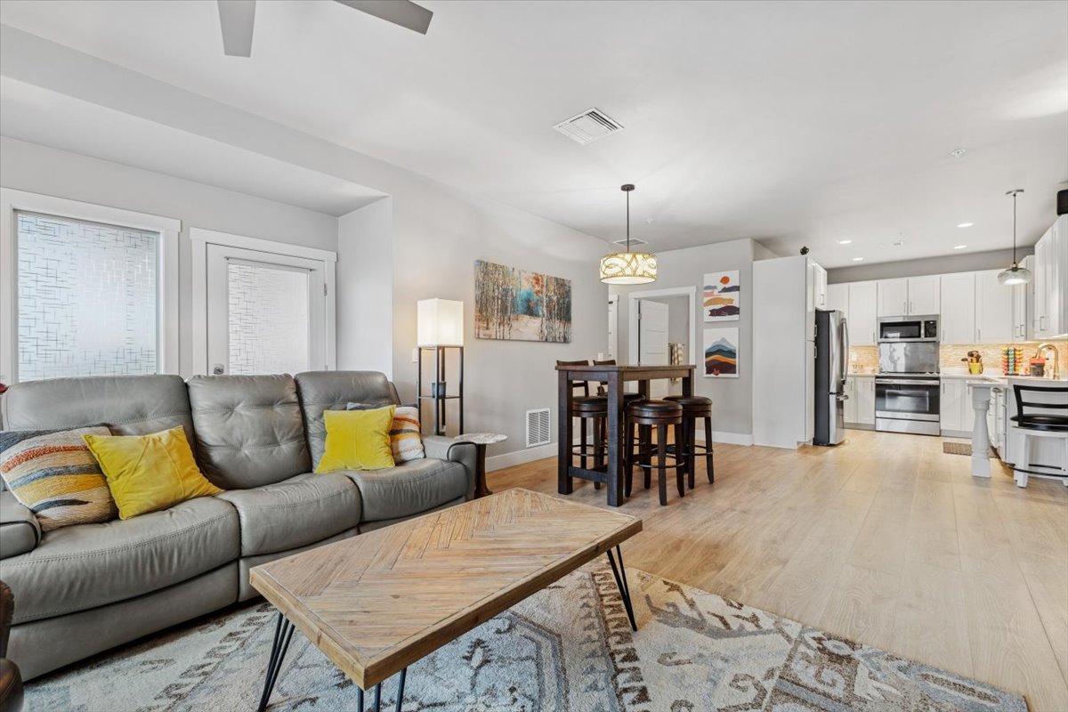 6201 Shiloh Avenue C