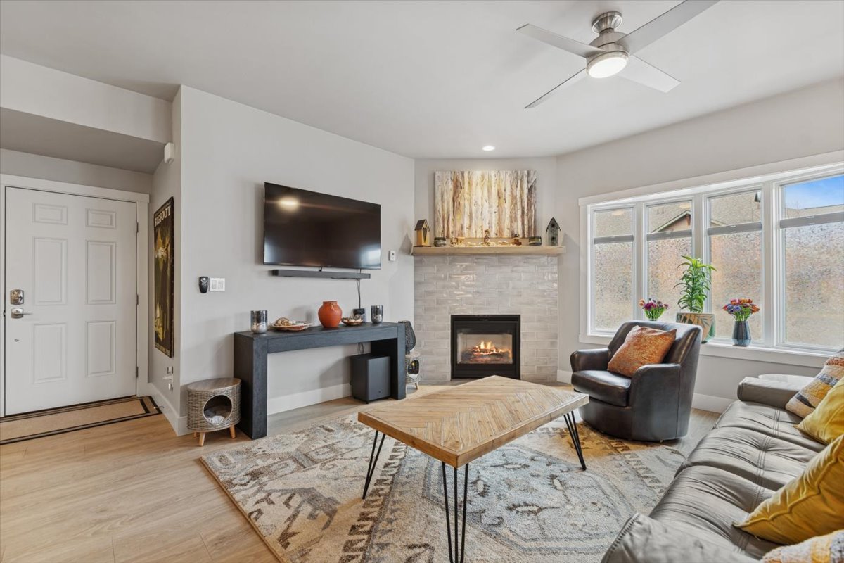 6201 Shiloh Avenue C