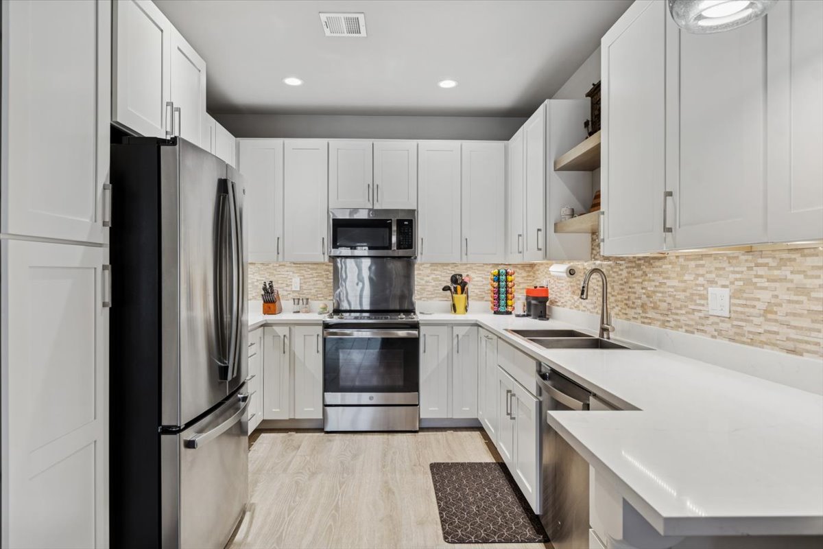 6201 Shiloh Avenue C