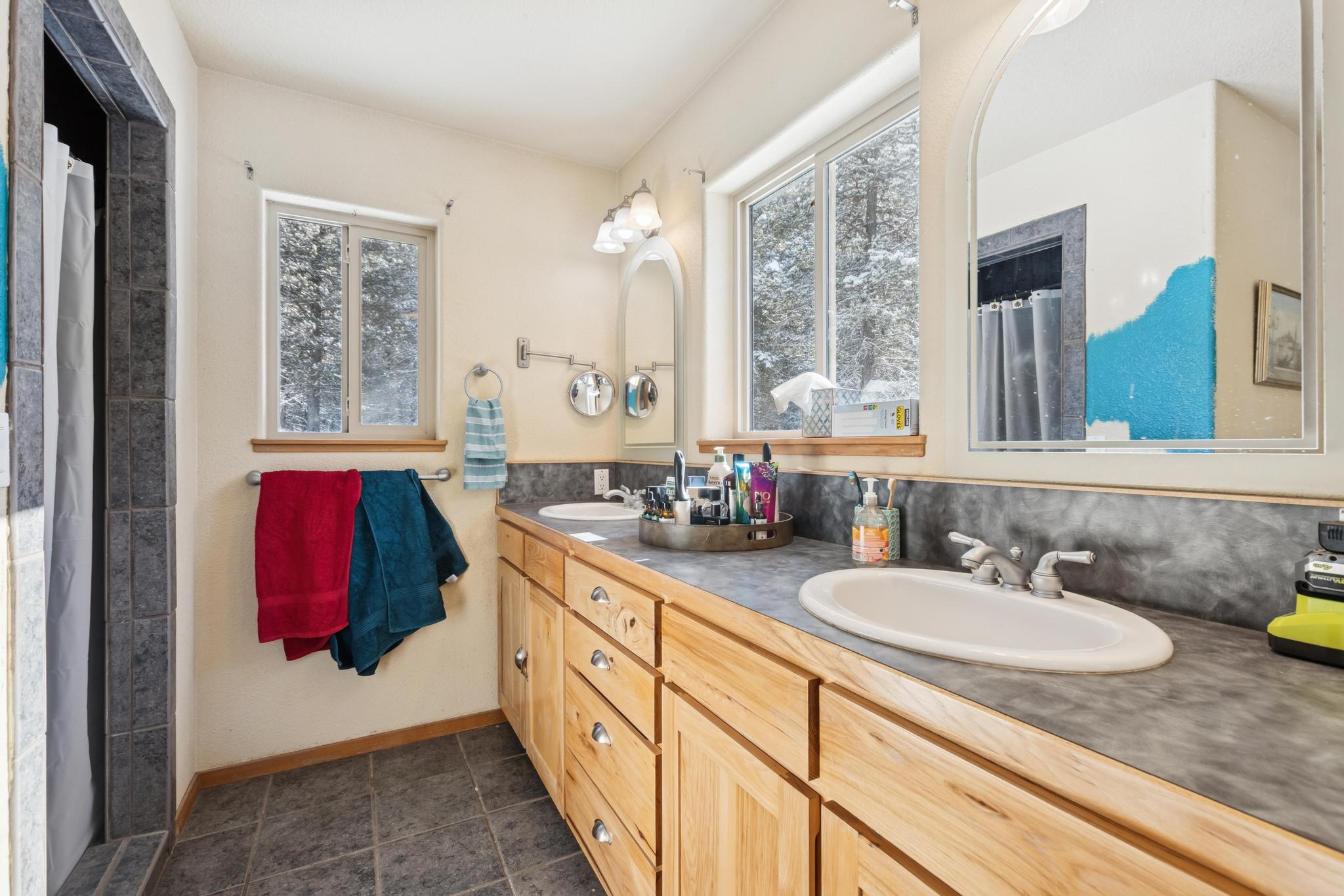 5583 Sinclair Creek Road