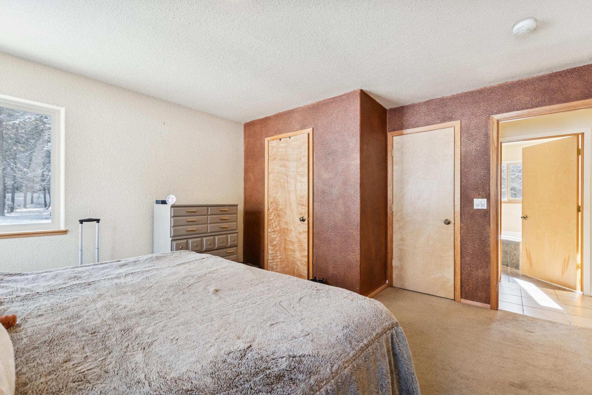 5583 Sinclair Creek Road