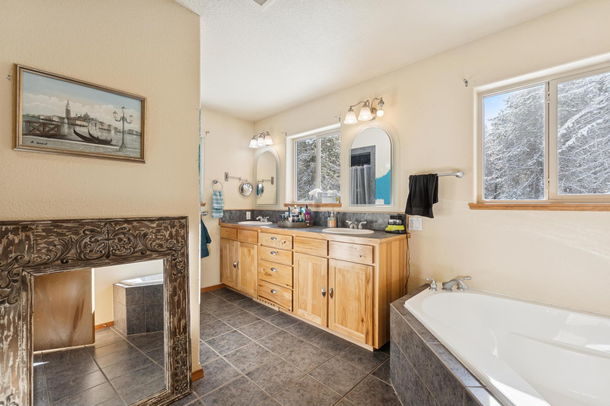 5583 Sinclair Creek Road