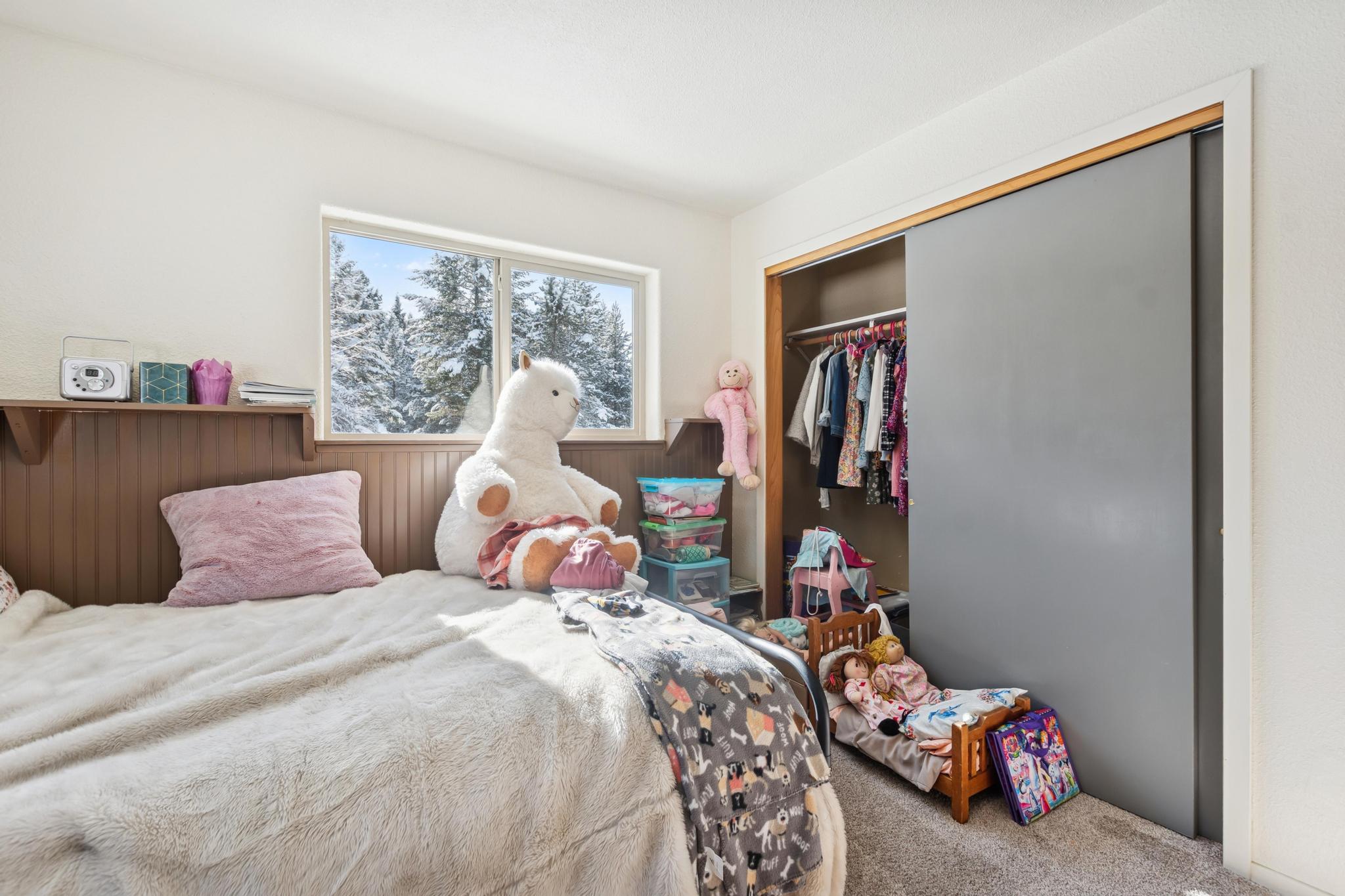 5583 Sinclair Creek Road