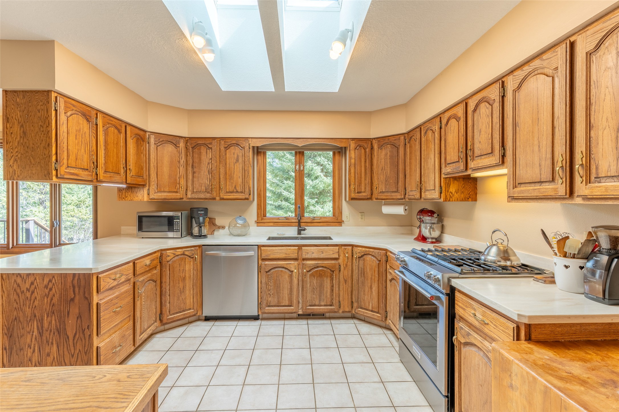 586 Hidden Valley Drive