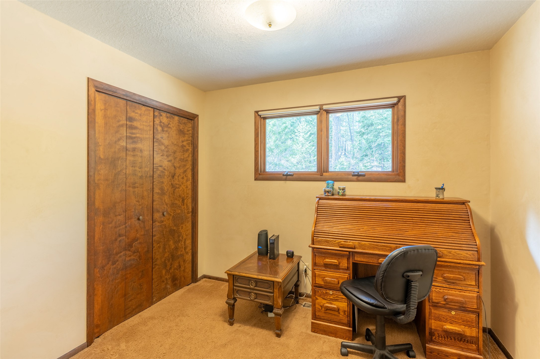 586 Hidden Valley Drive