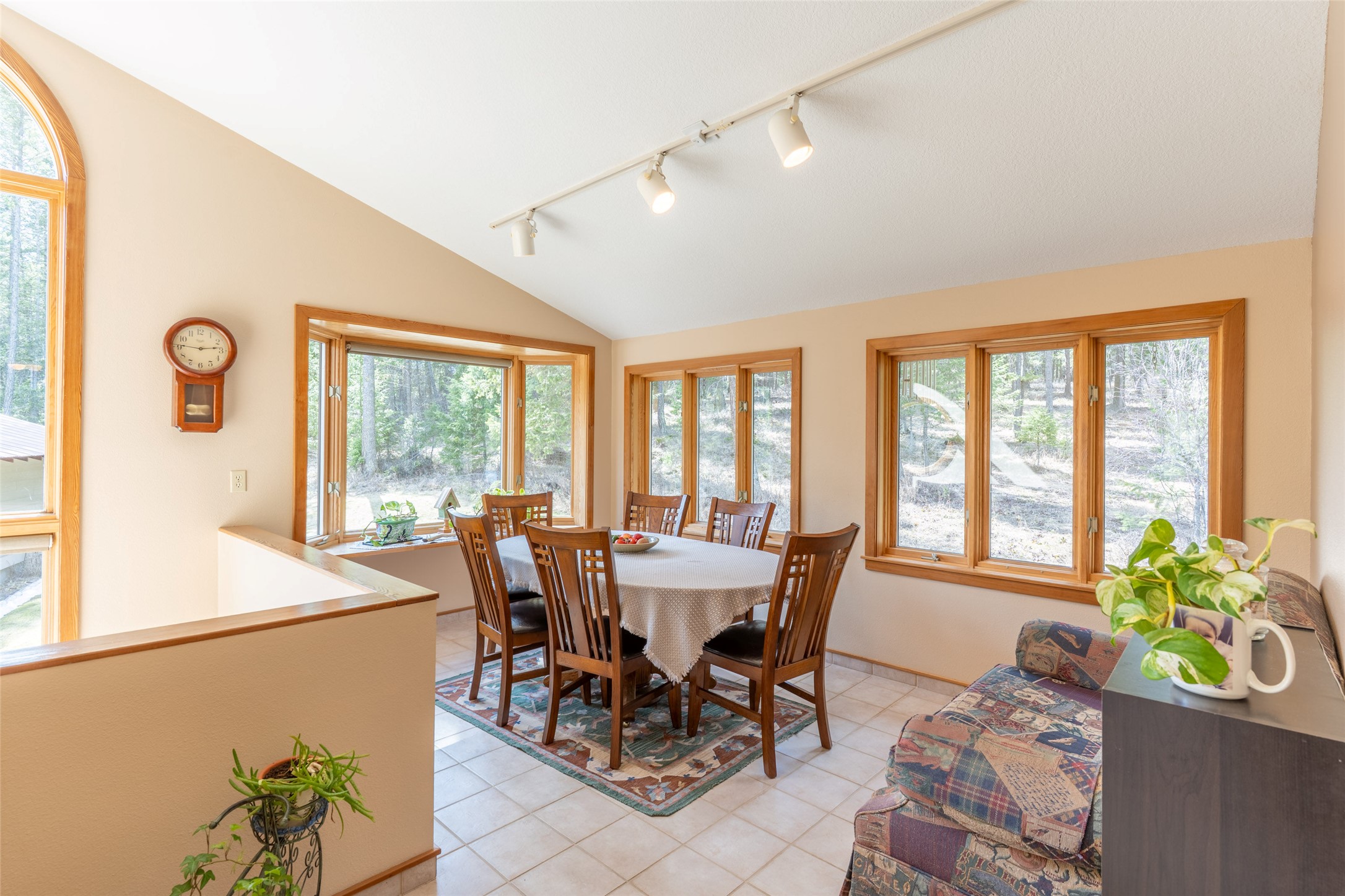 586 Hidden Valley Drive