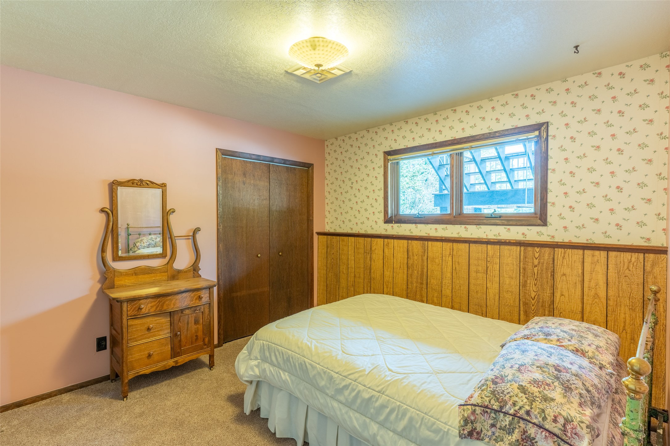 586 Hidden Valley Drive