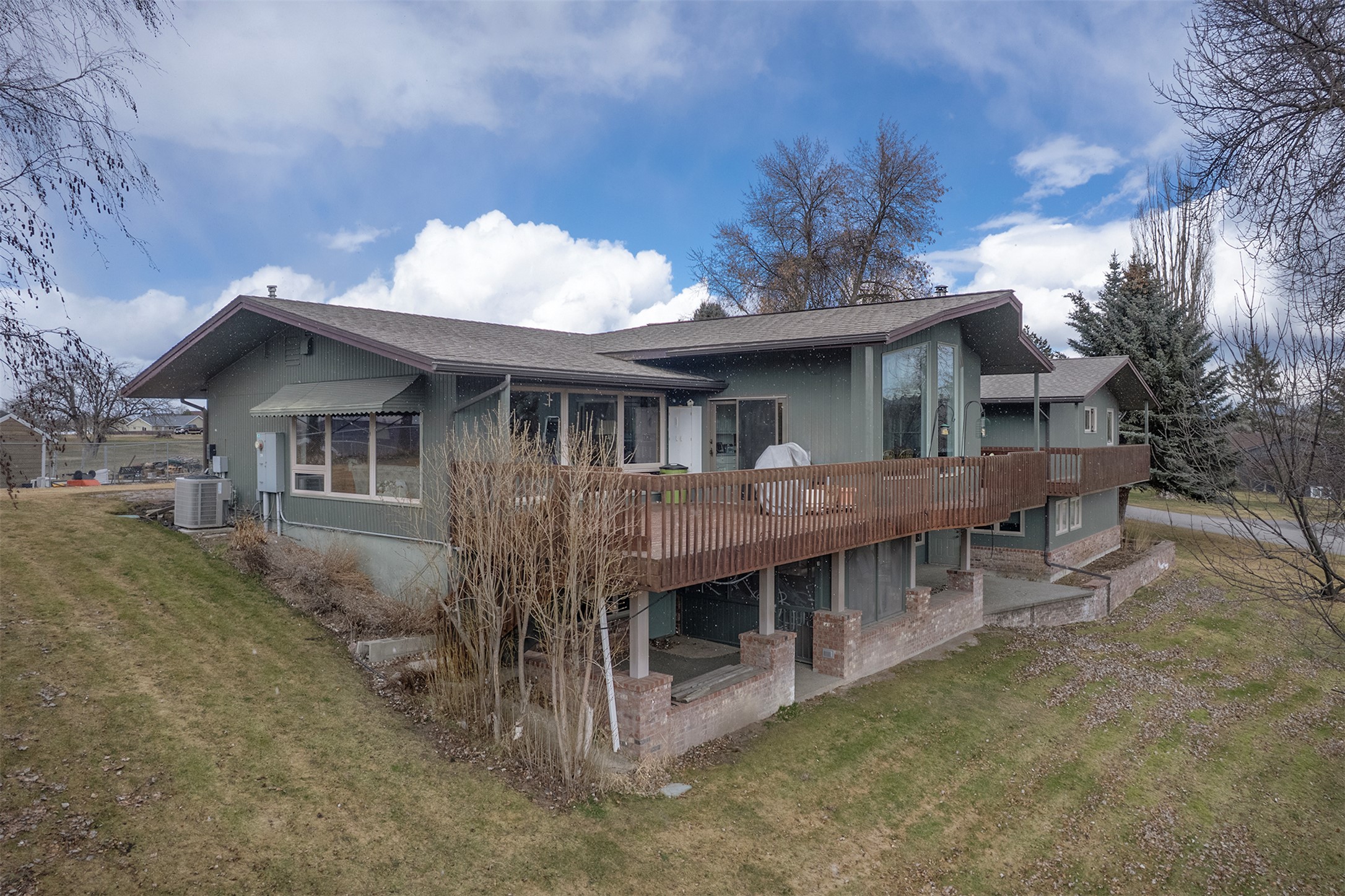 600 Leisure Drive