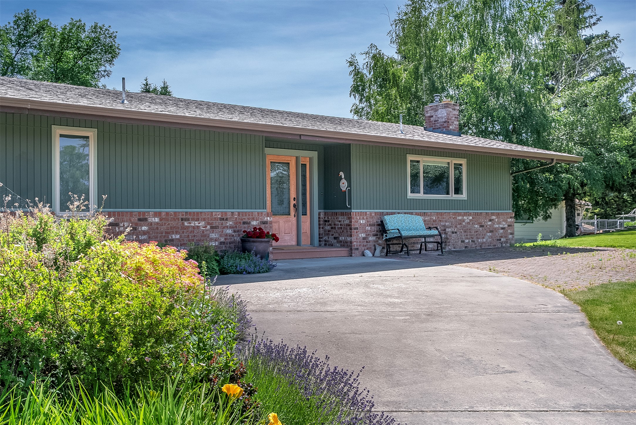 600 Leisure Drive