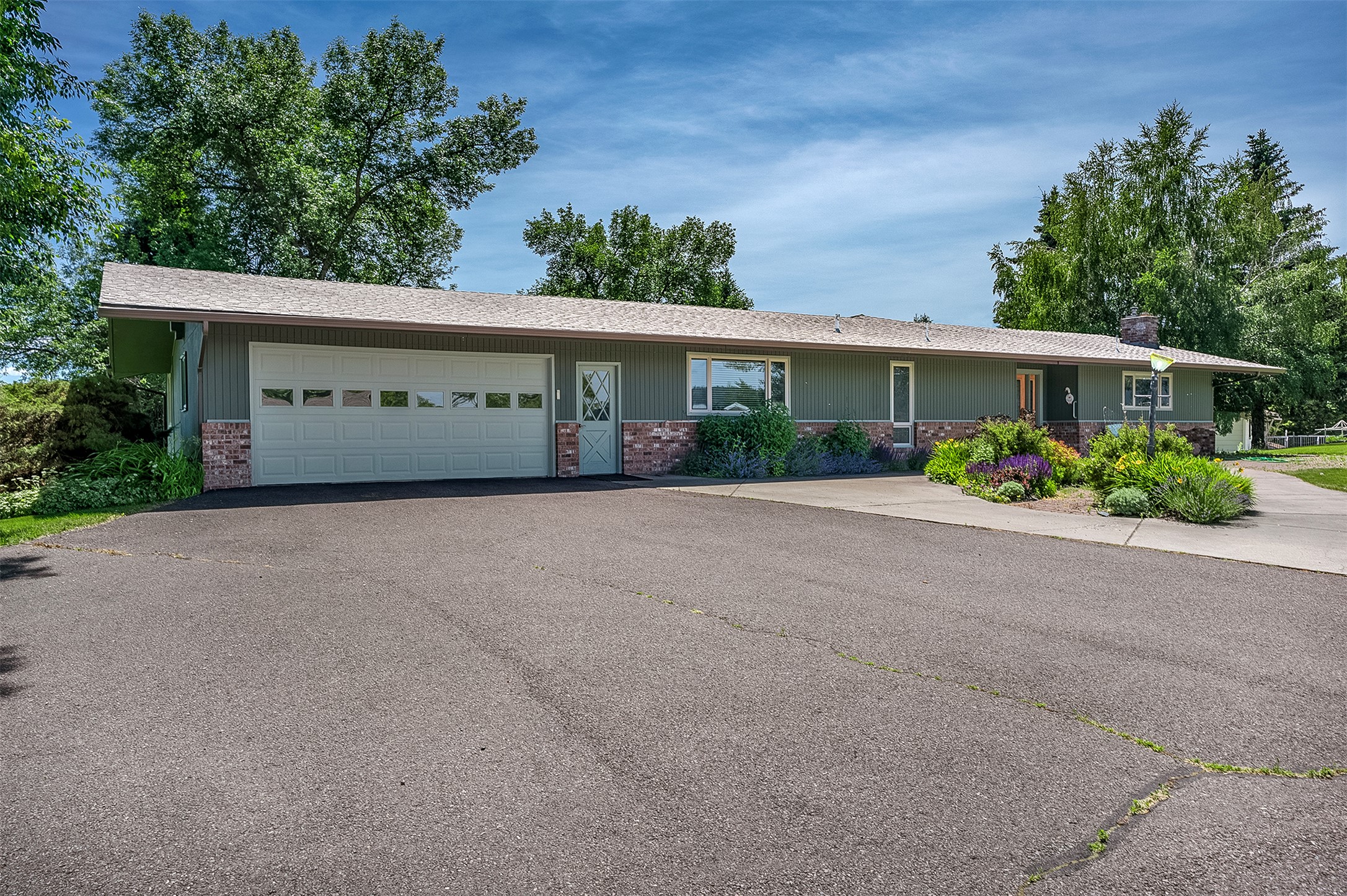 600 Leisure Drive