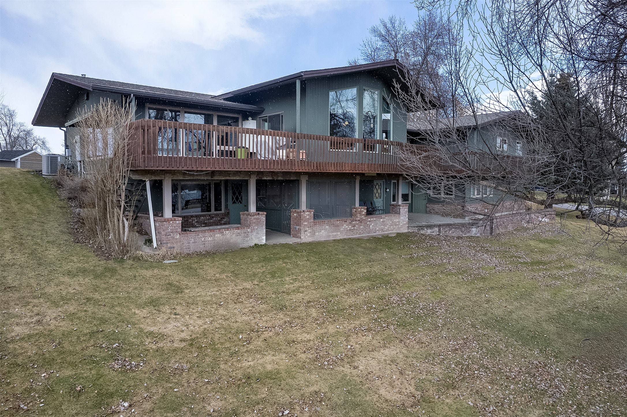 600 Leisure Drive