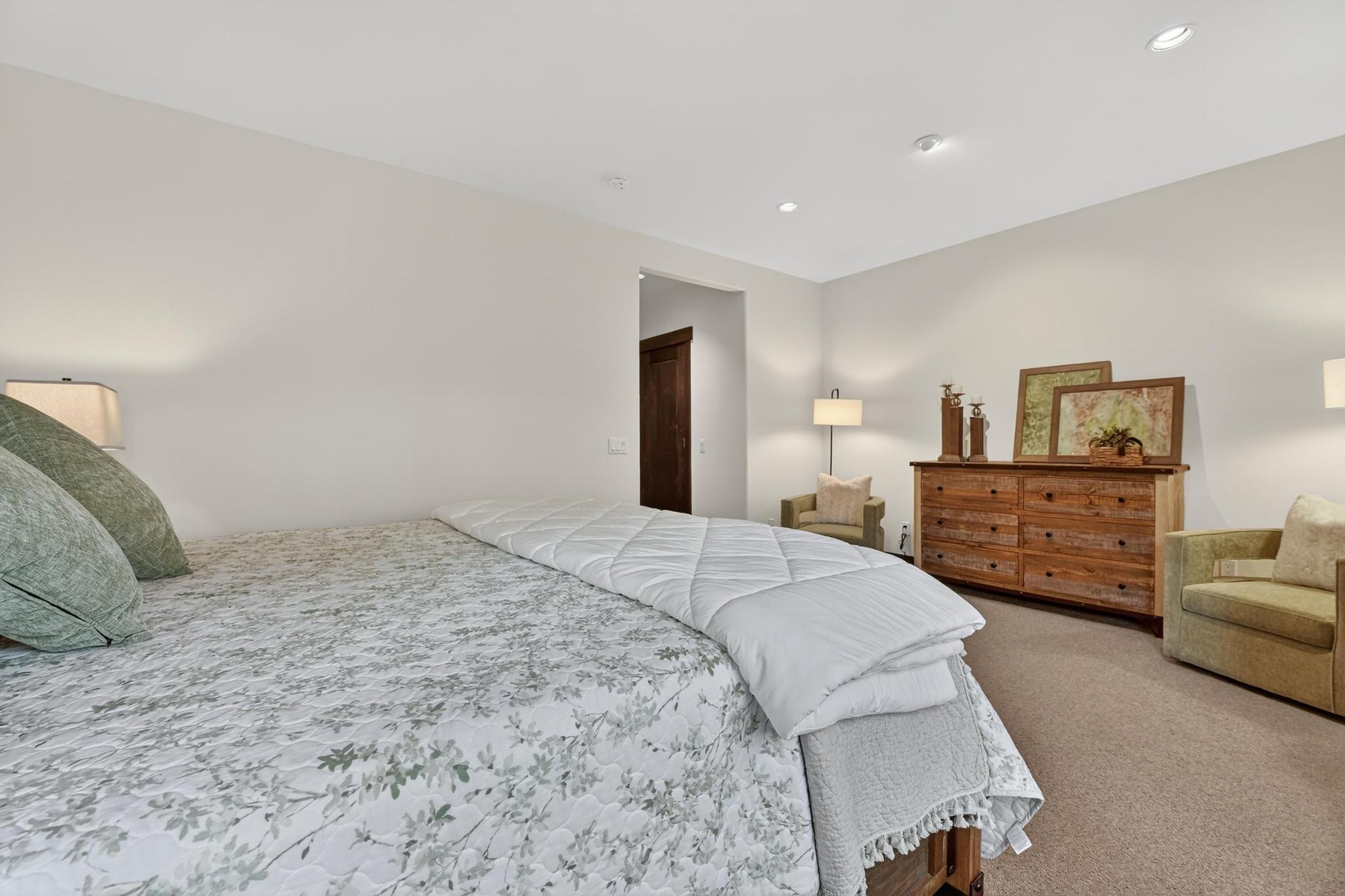 343 Glacier Peaks Road