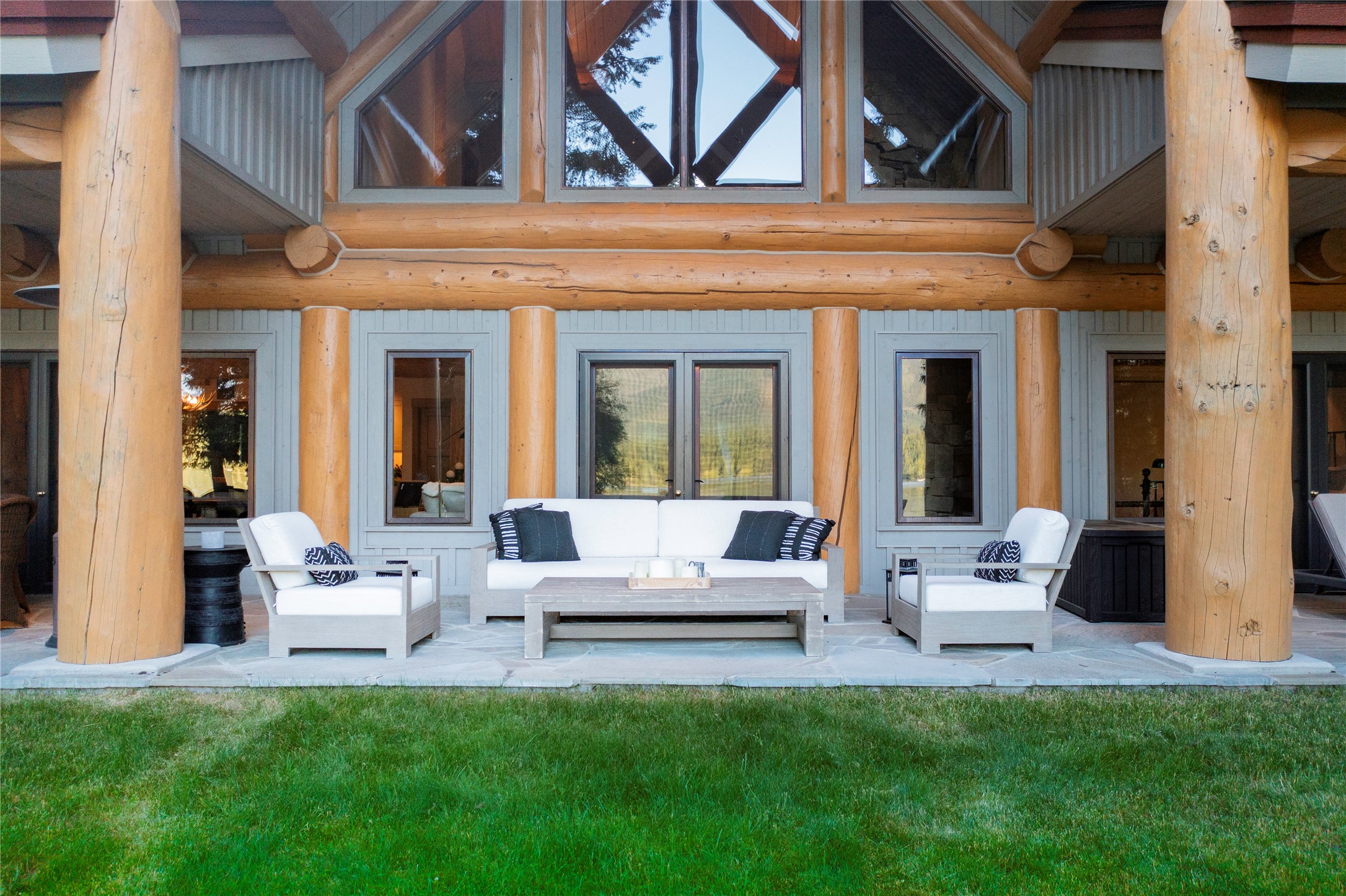 1265 Pomeroy Trail