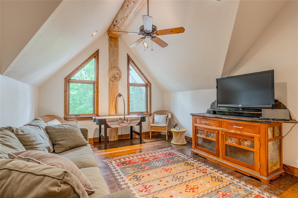 1265 Pomeroy Trail