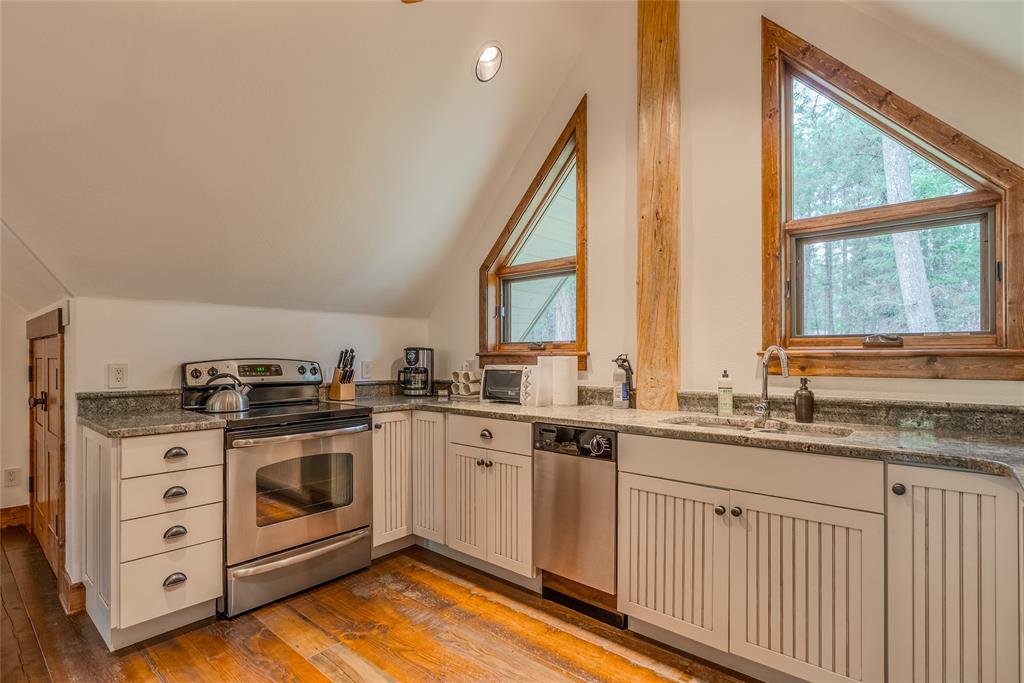 1265 Pomeroy Trail