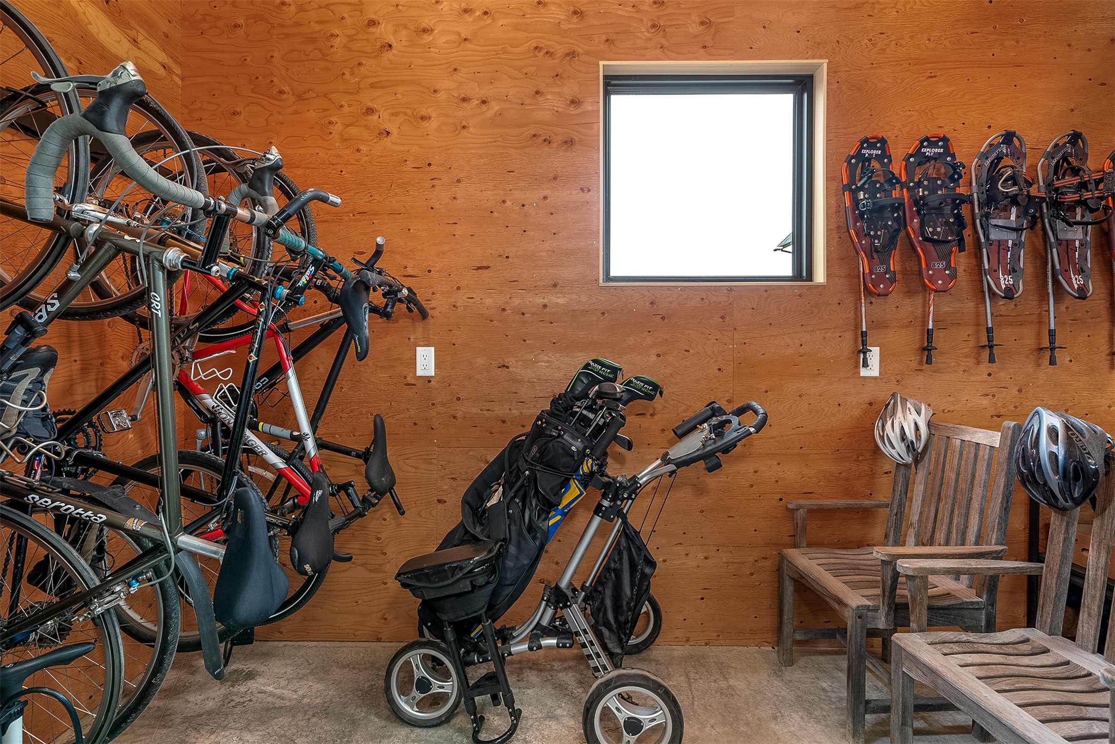 567 Twin Bridges Road