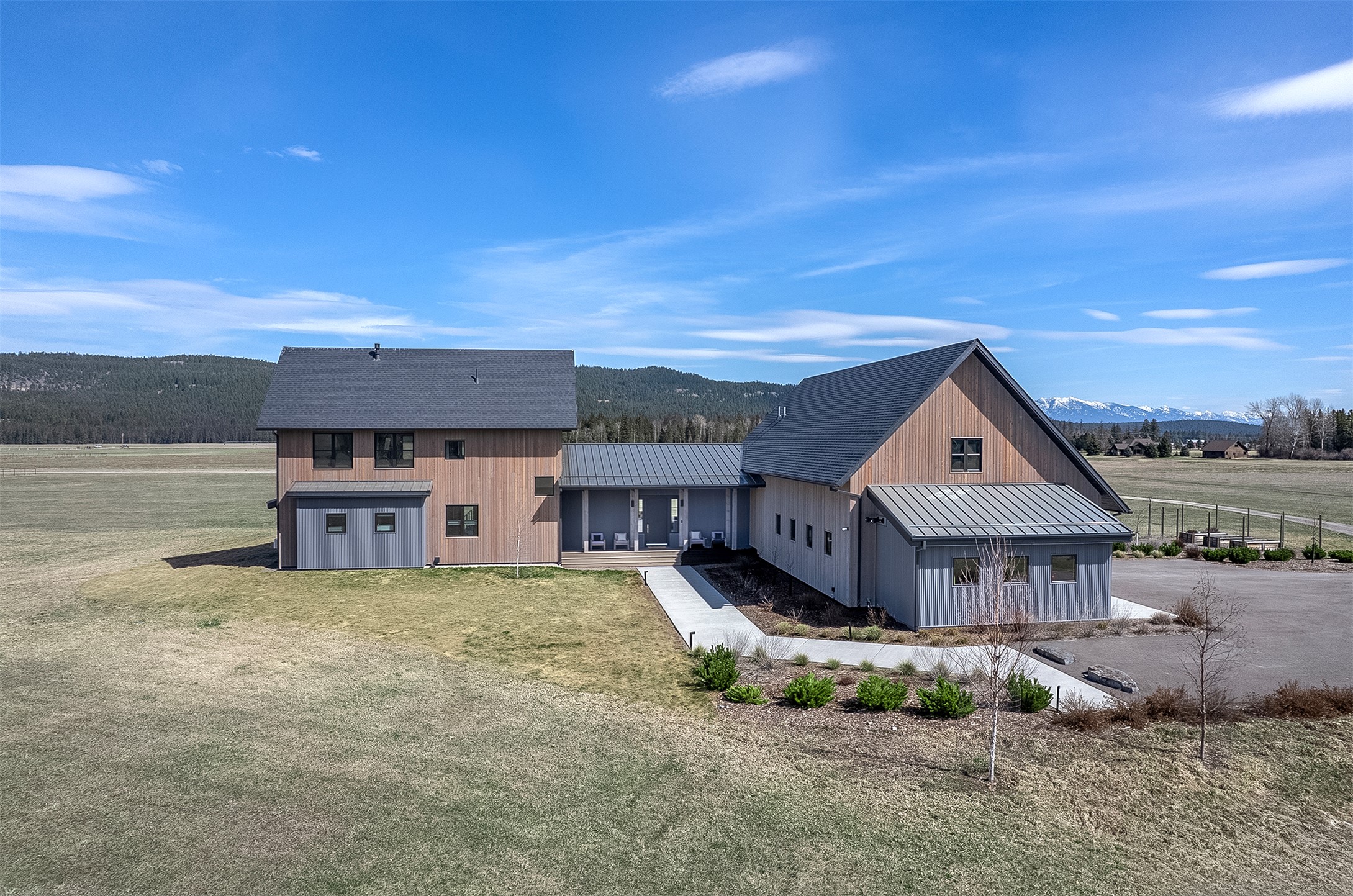 567 Twin Bridges Road