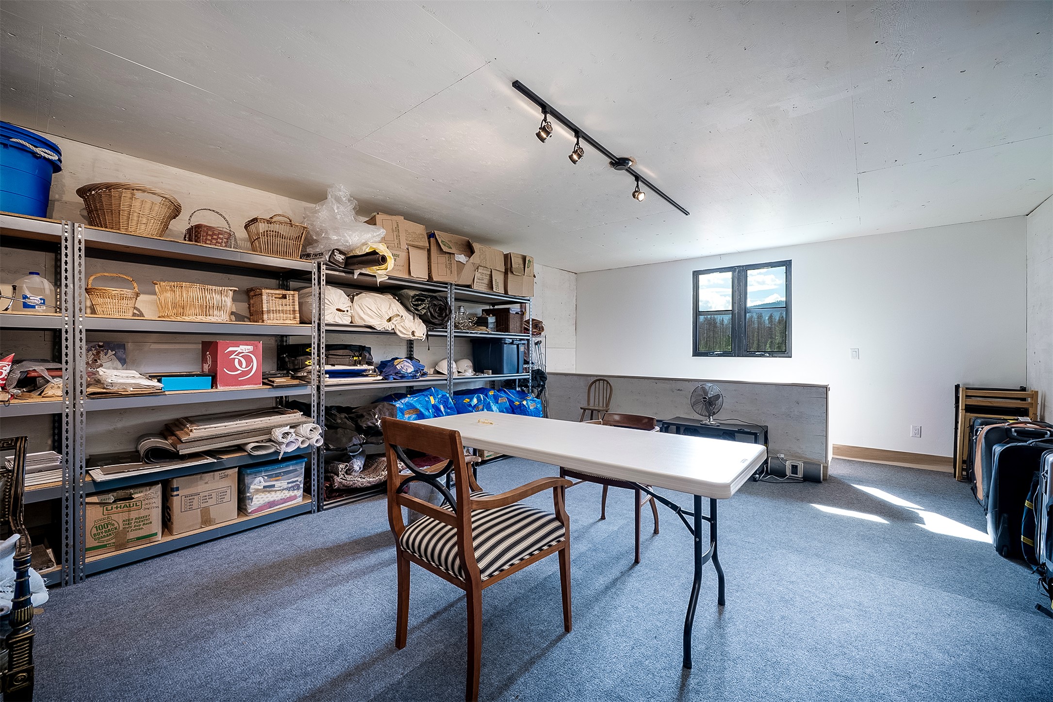 567 Twin Bridges Road