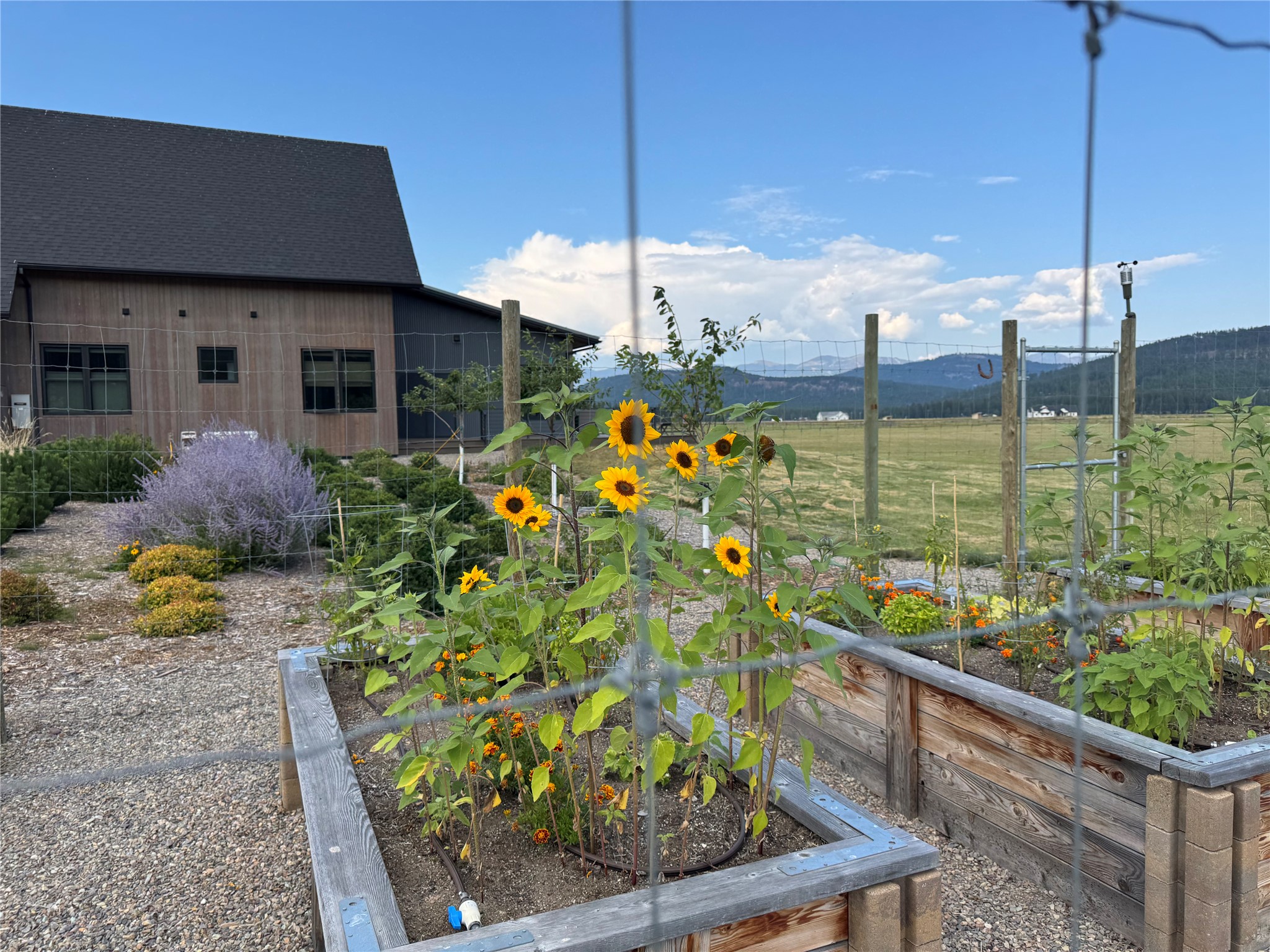 567 Twin Bridges Road