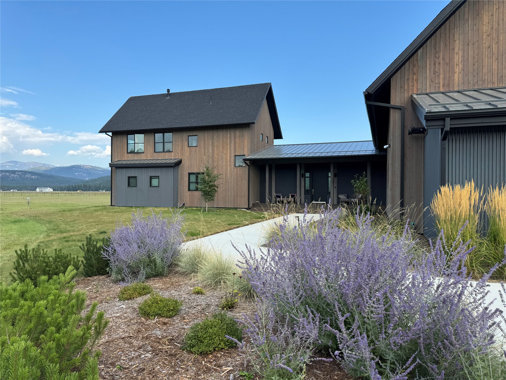 567 Twin Bridges Road