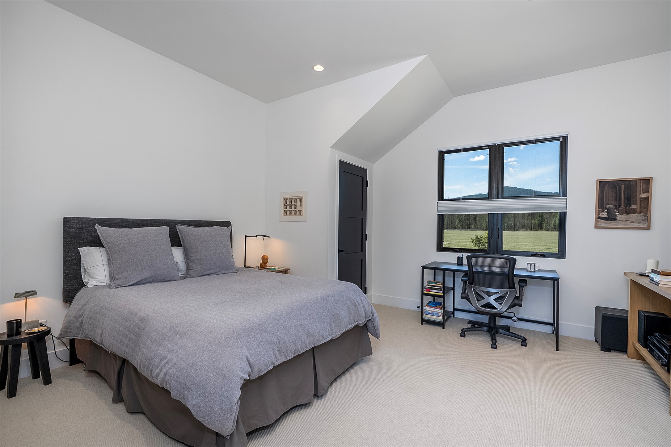 567 Twin Bridges Road