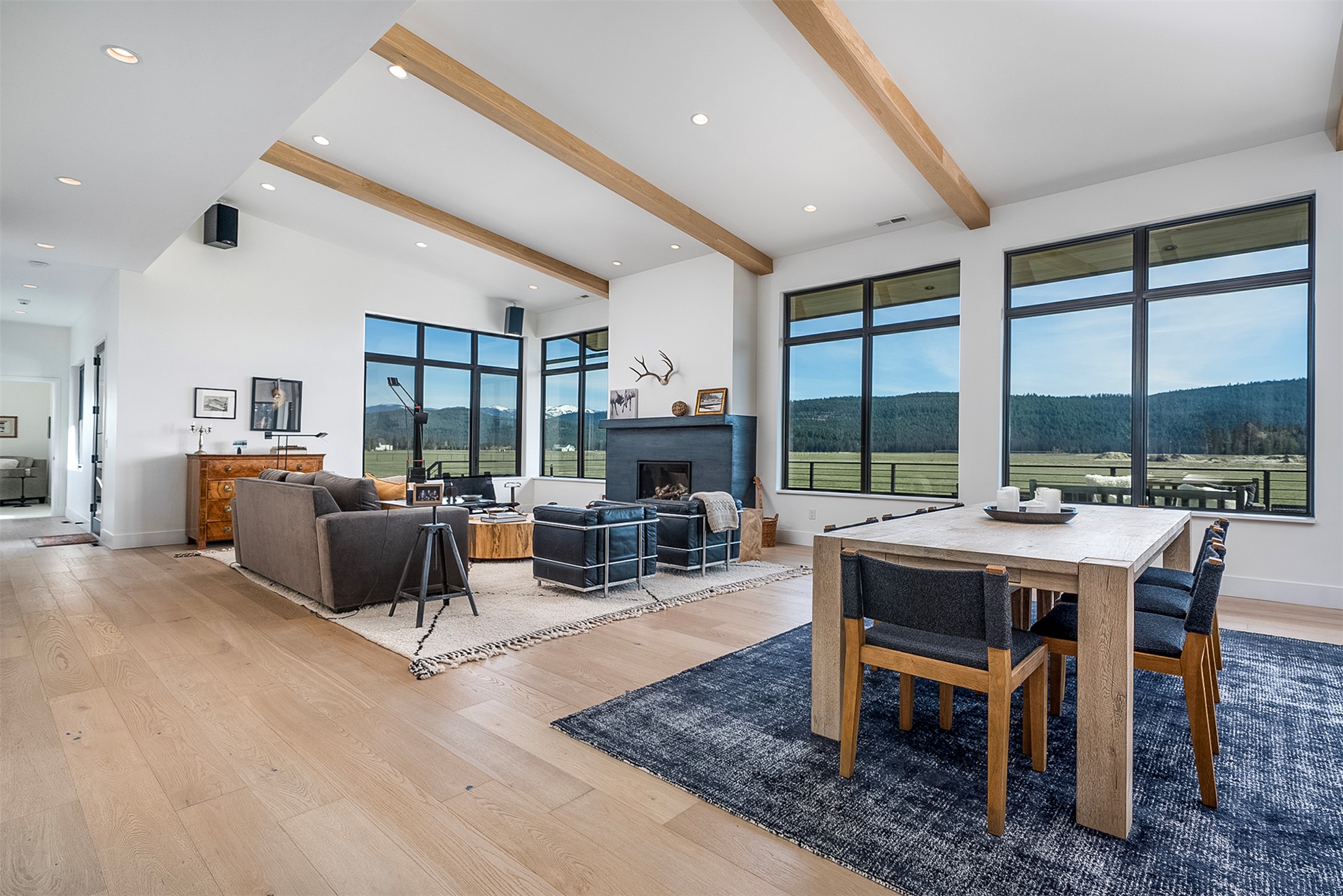 567 Twin Bridges Road