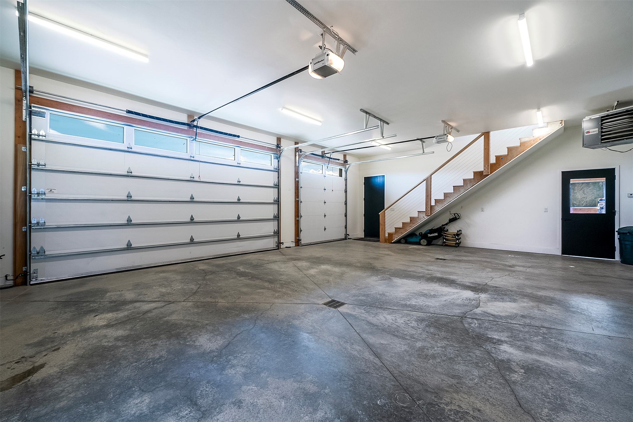 567 Twin Bridges Road