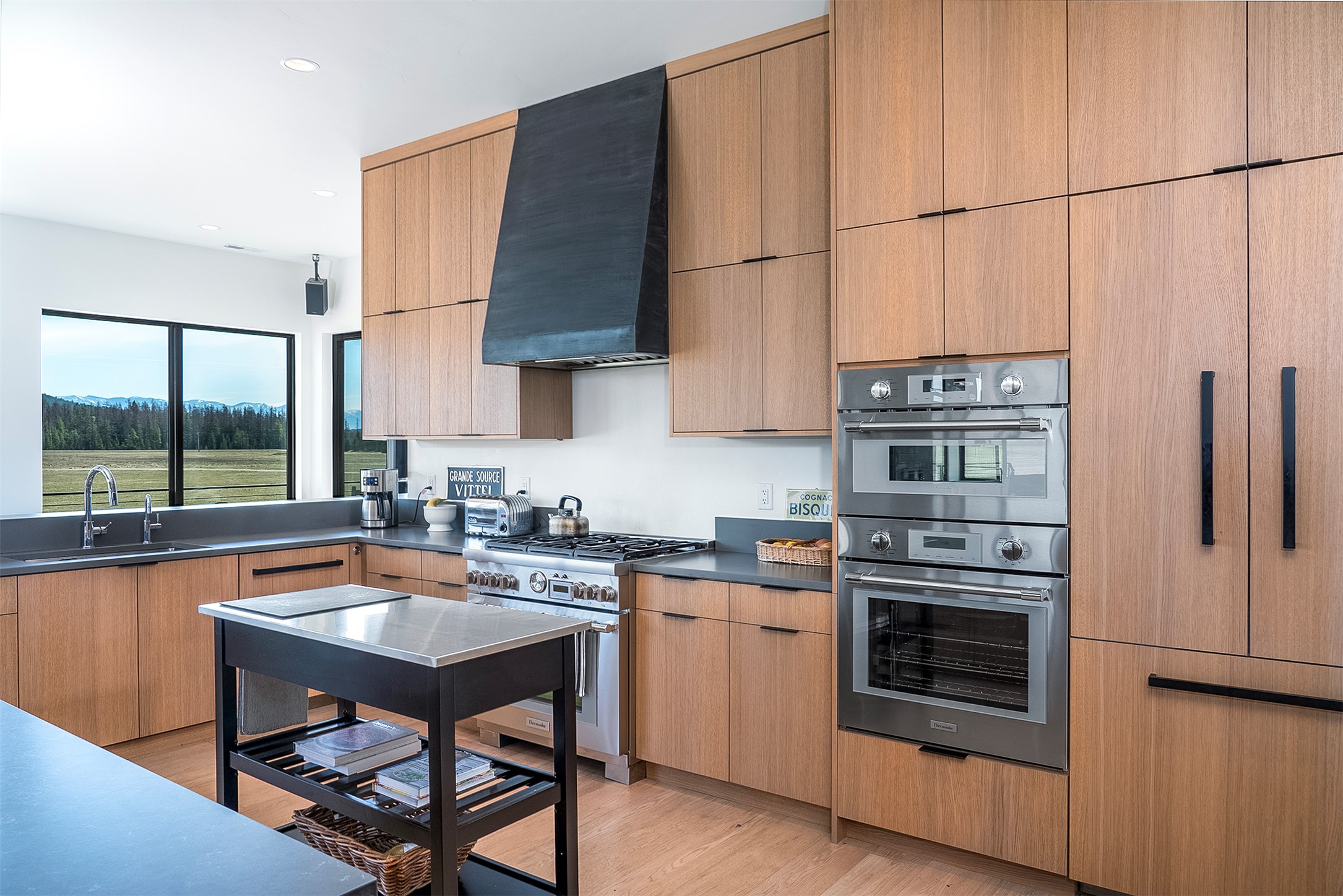 567 Twin Bridges Road