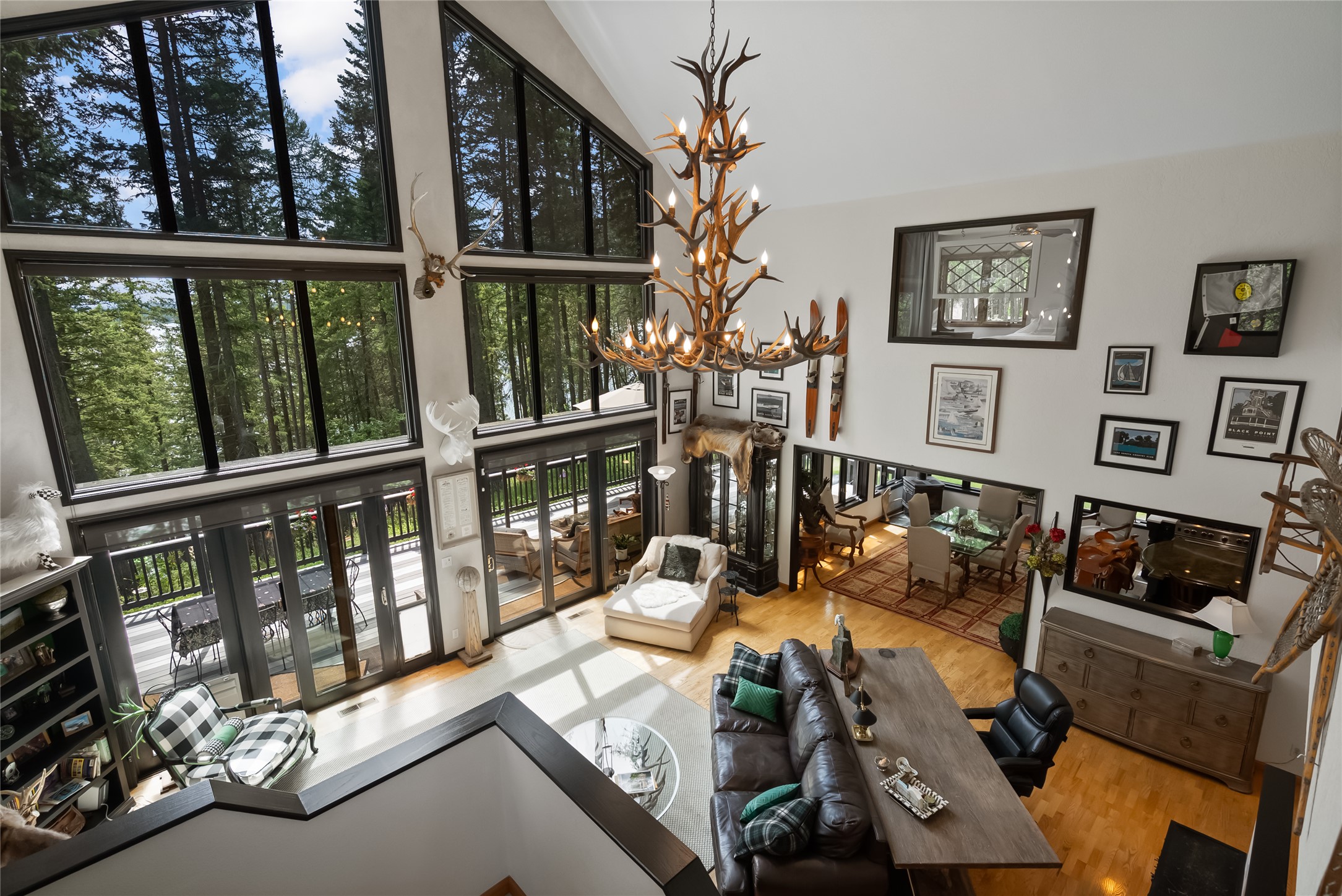 1980 E Lakeshore Drive