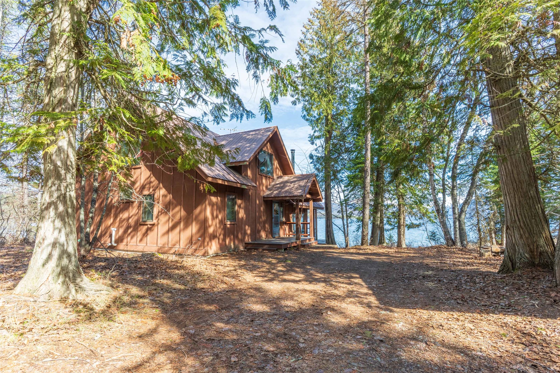 586 Apgar Loop Road