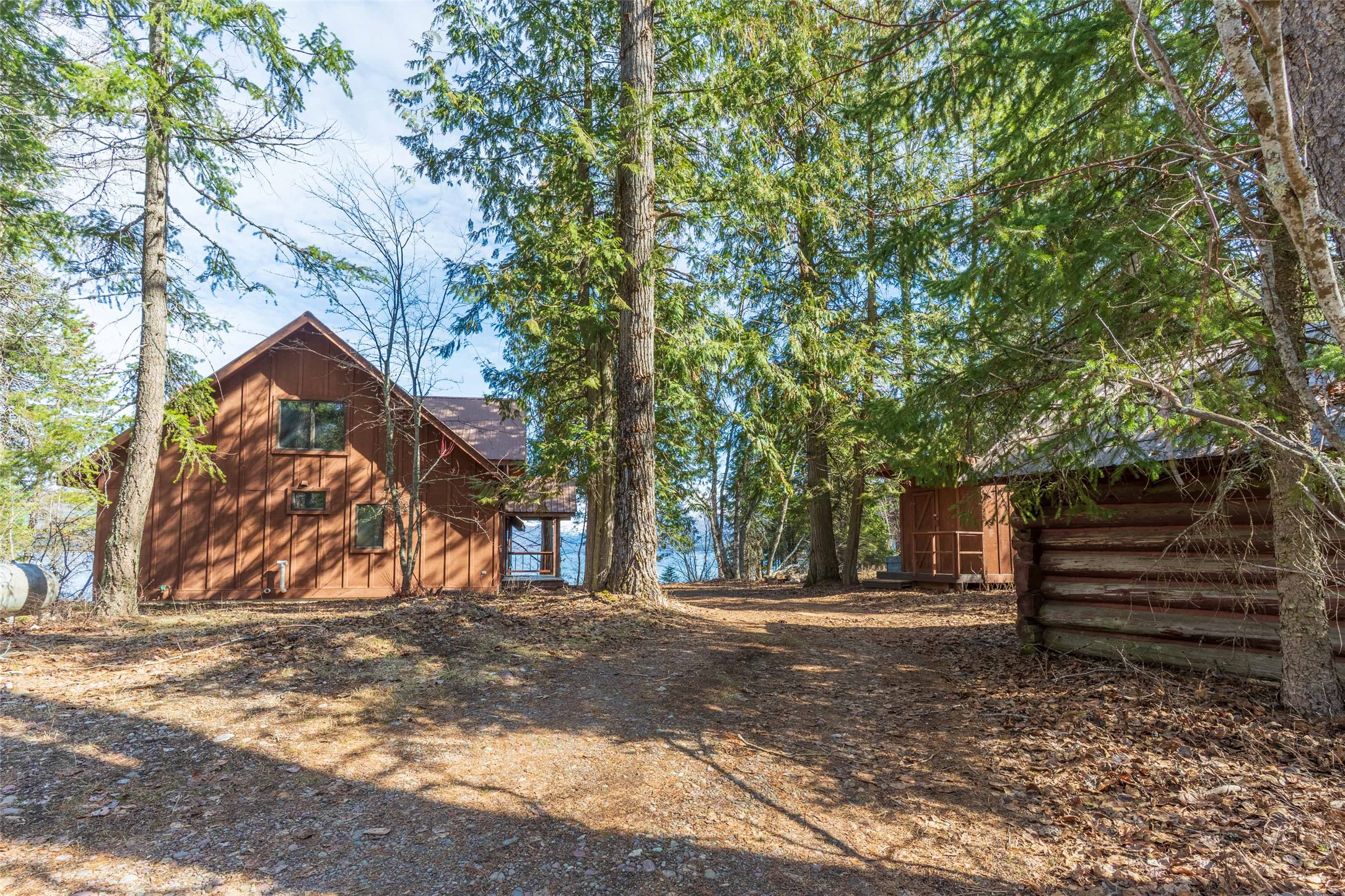 586 Apgar Loop Road