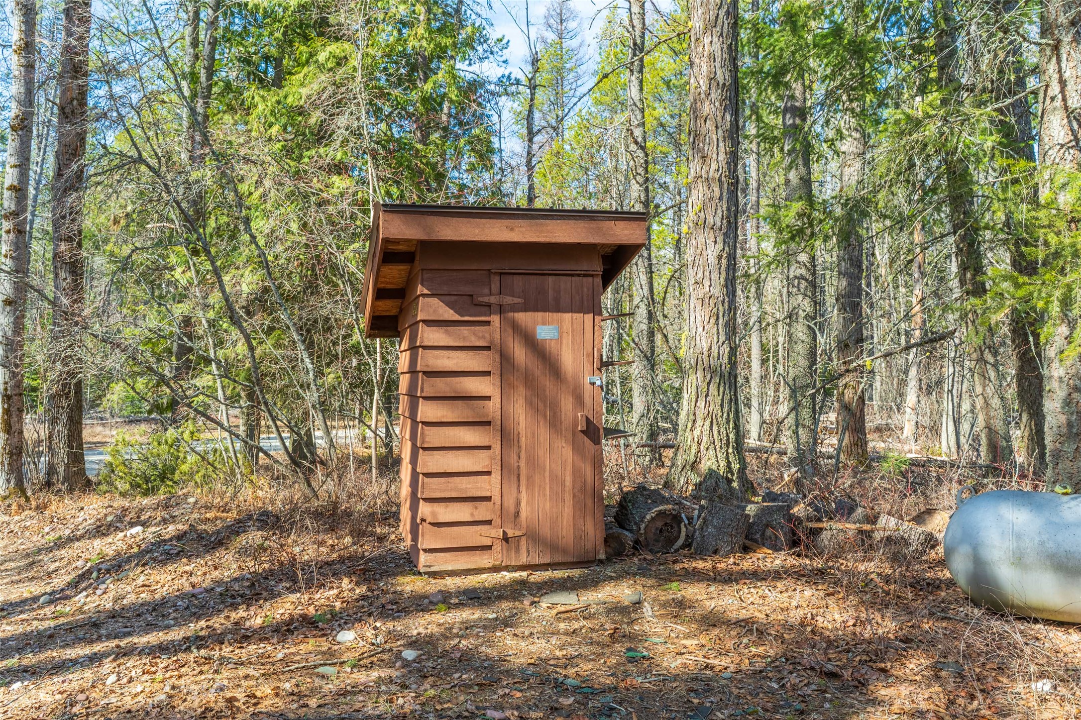586 Apgar Loop Road