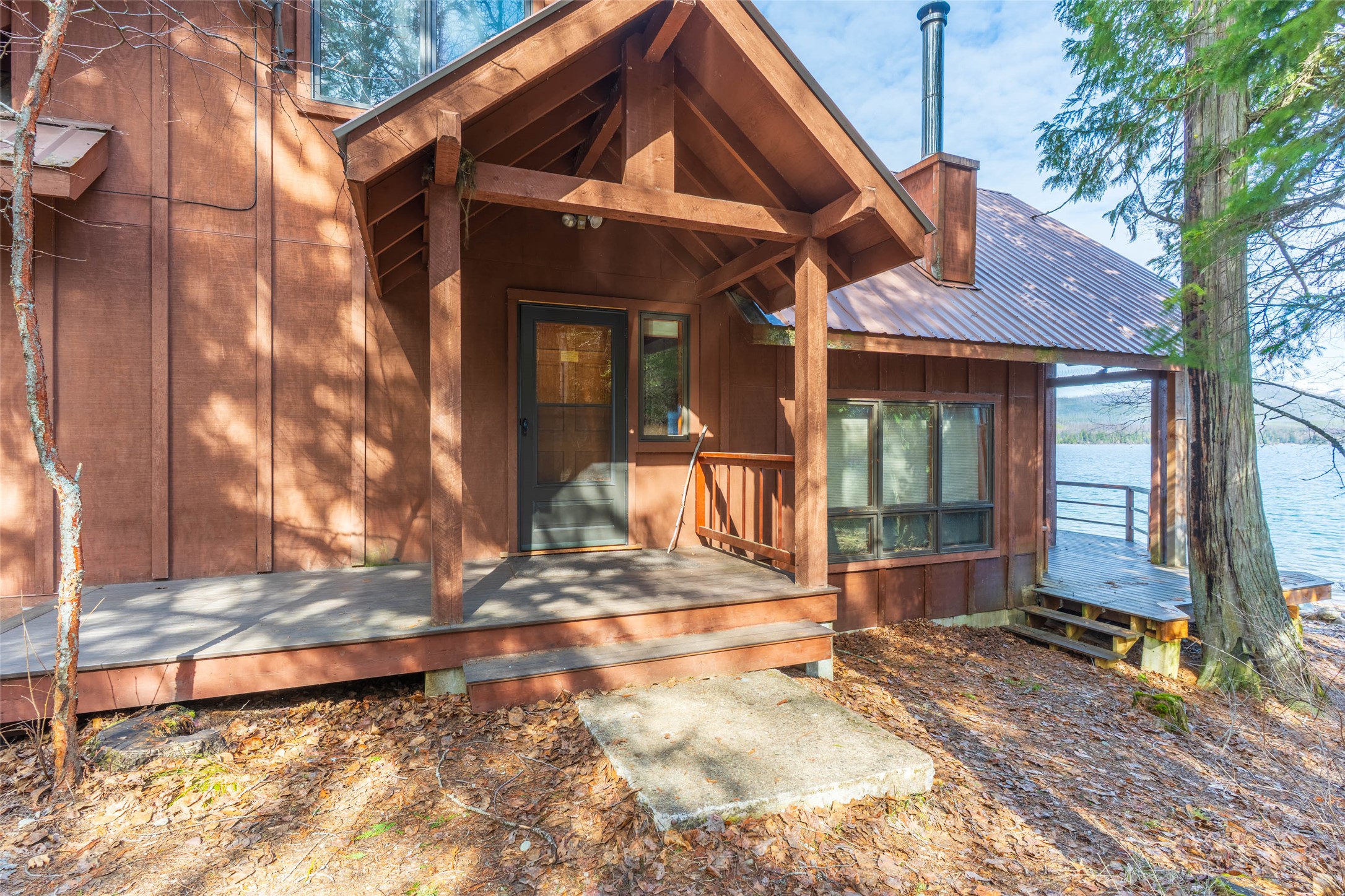586 Apgar Loop Road