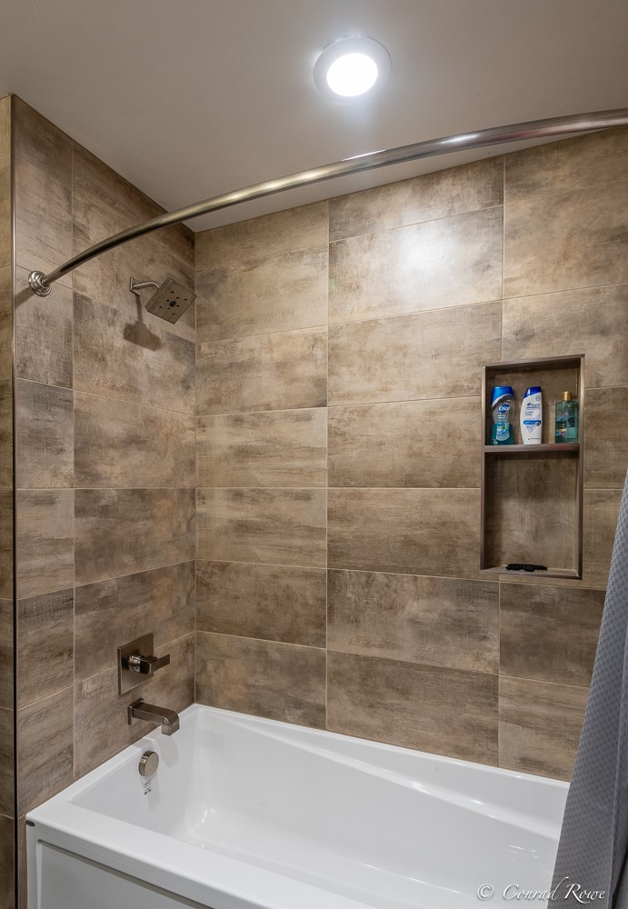 139 E 2nd Street 201