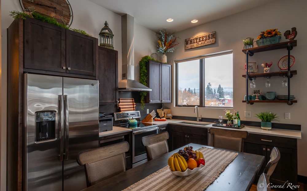 139 E 2nd Street 201