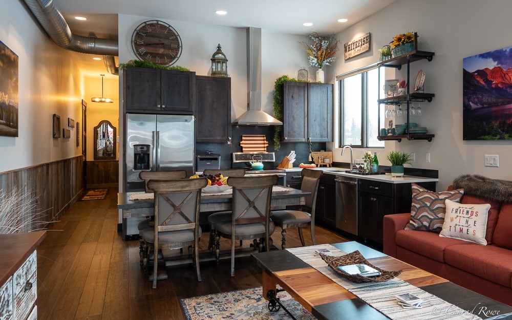 139 E 2nd Street 201